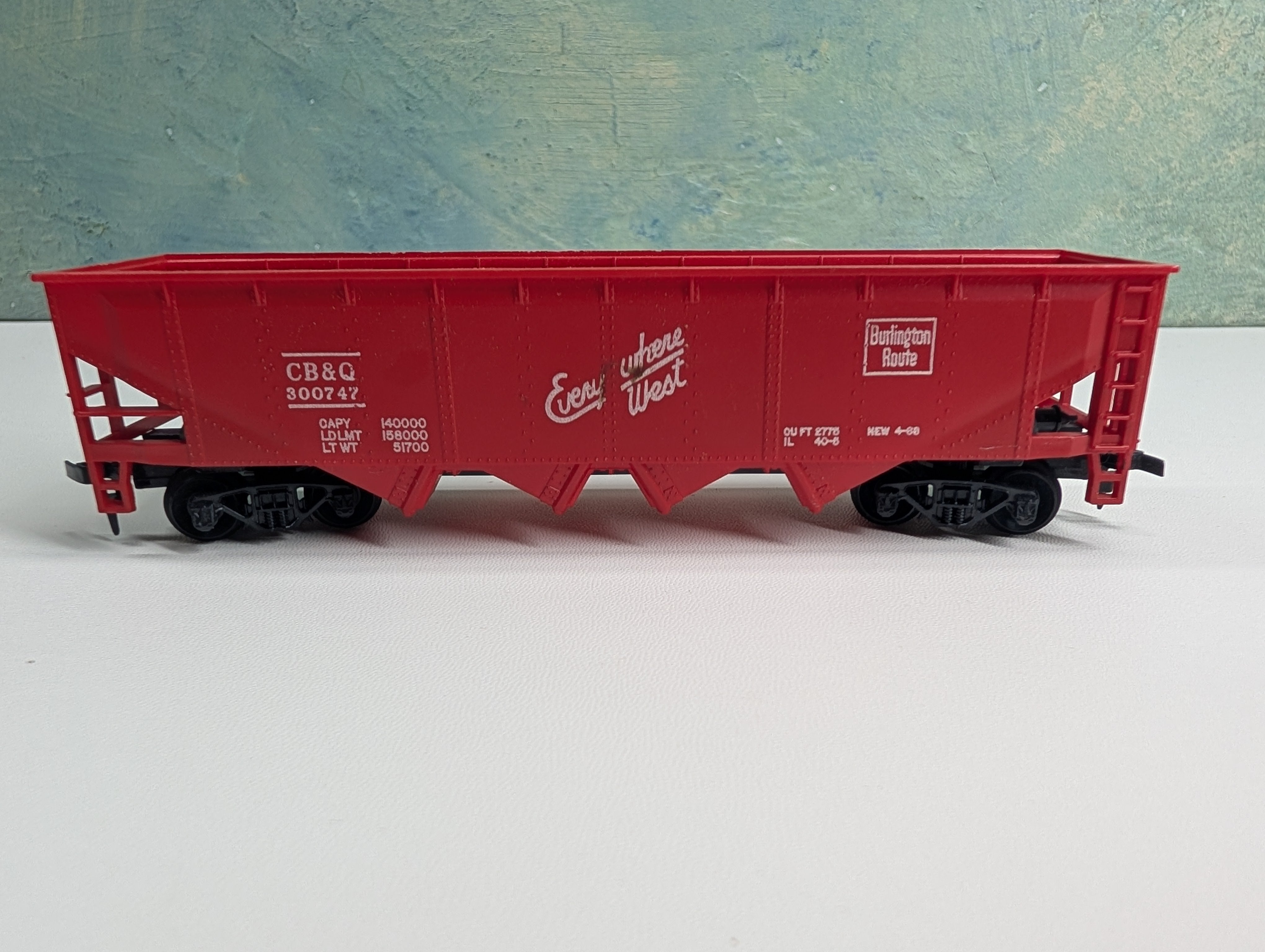 USED Tyco HO Scale Quad Hopper Burlington CB&Q #300747