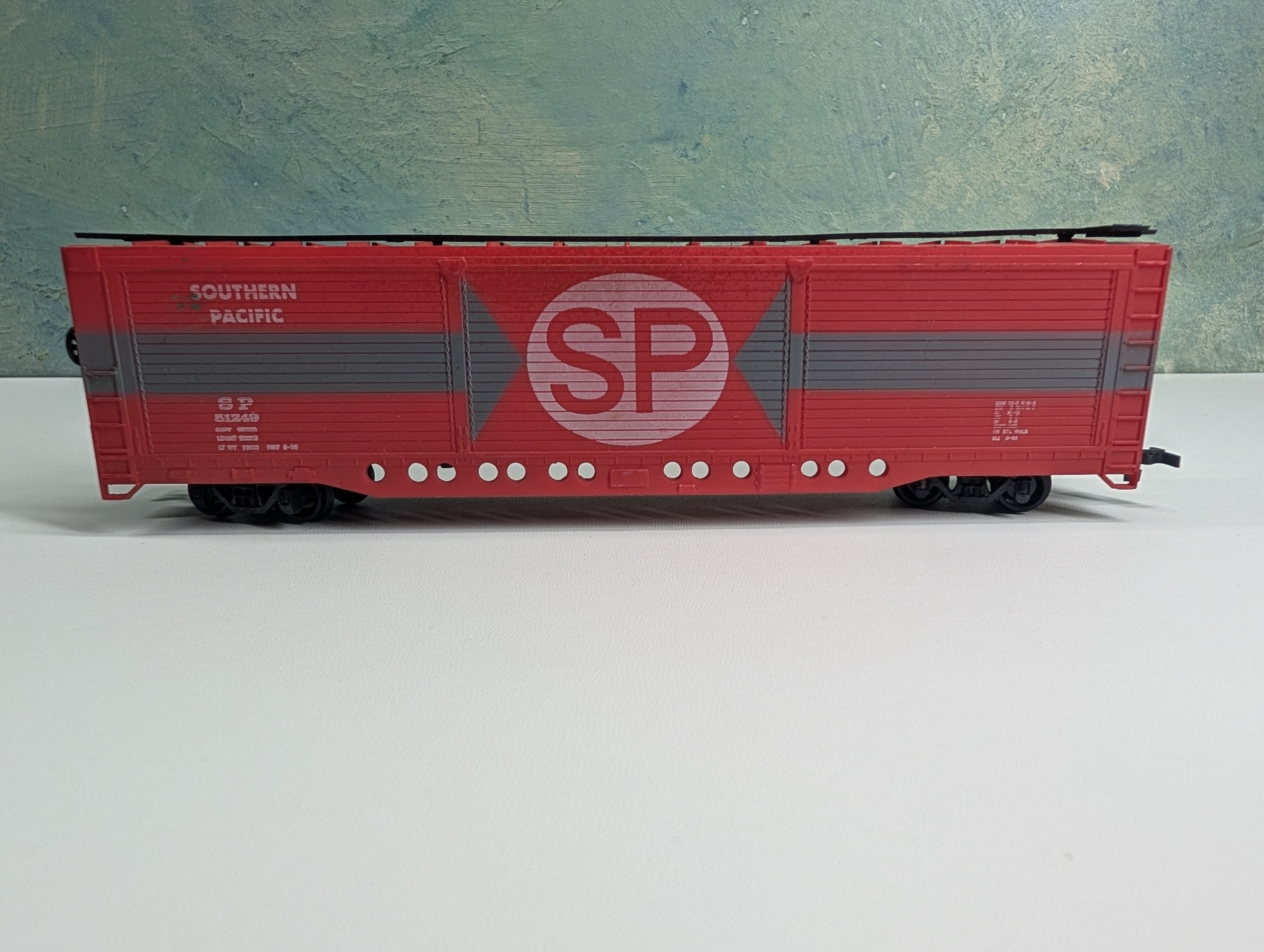 USED AHM HO Scale All Door Box Car Southern Pacific SP #51249