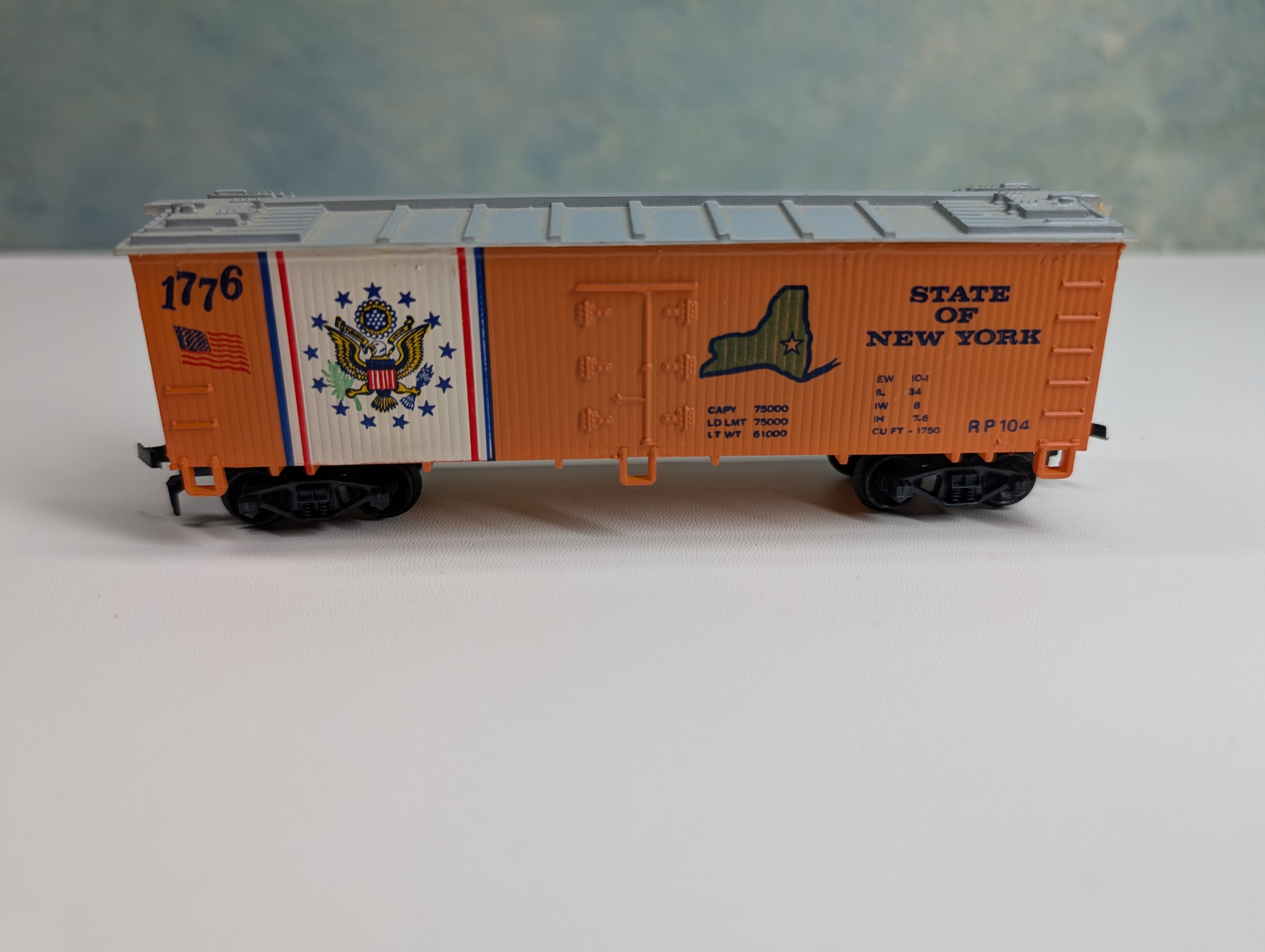 USED Life-Like HO Scale State Reefer New York