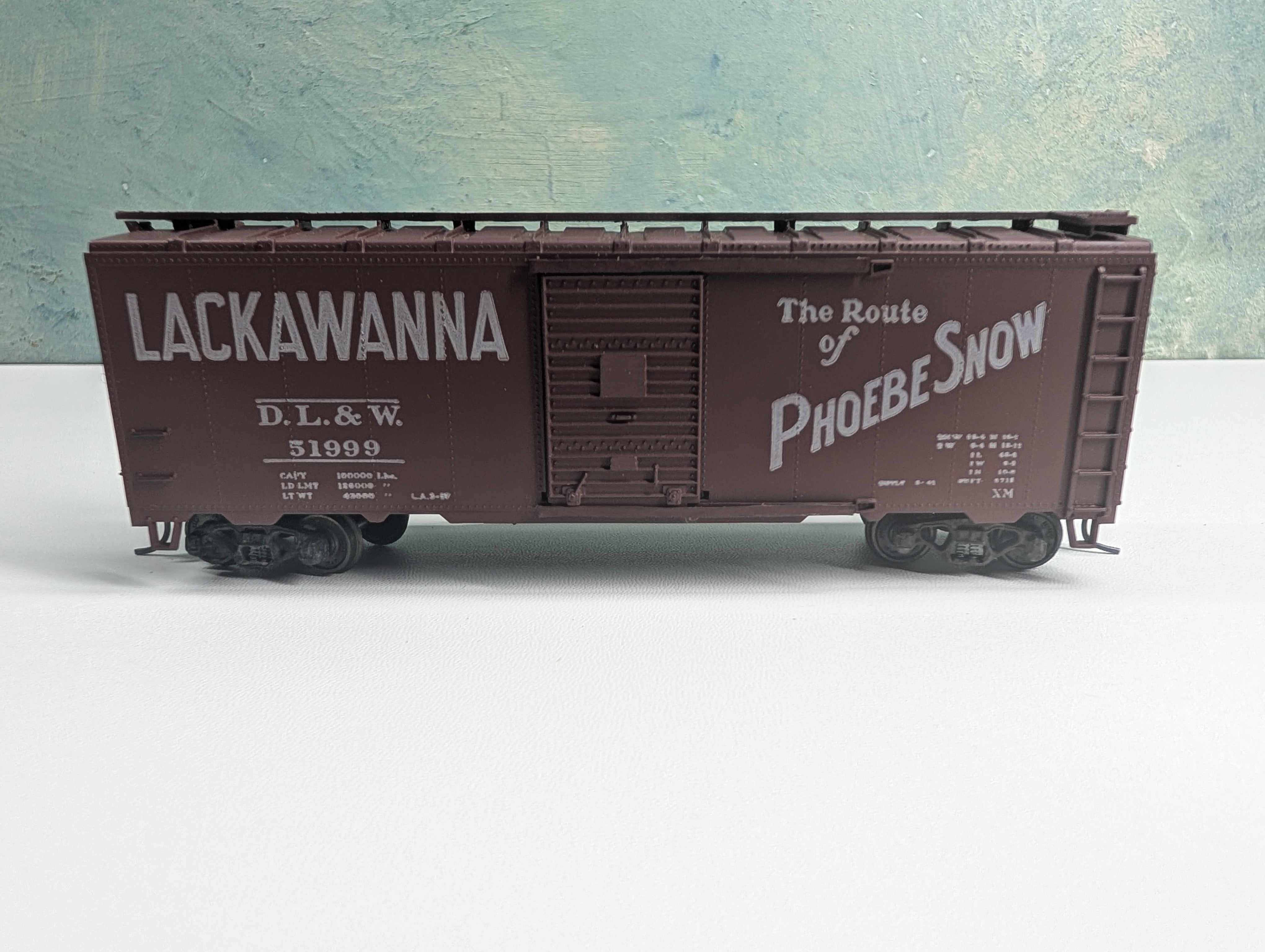 USED Athearn HO Scale 40' Box Car Lackawanna DL&W #51999 RailRunner Custom