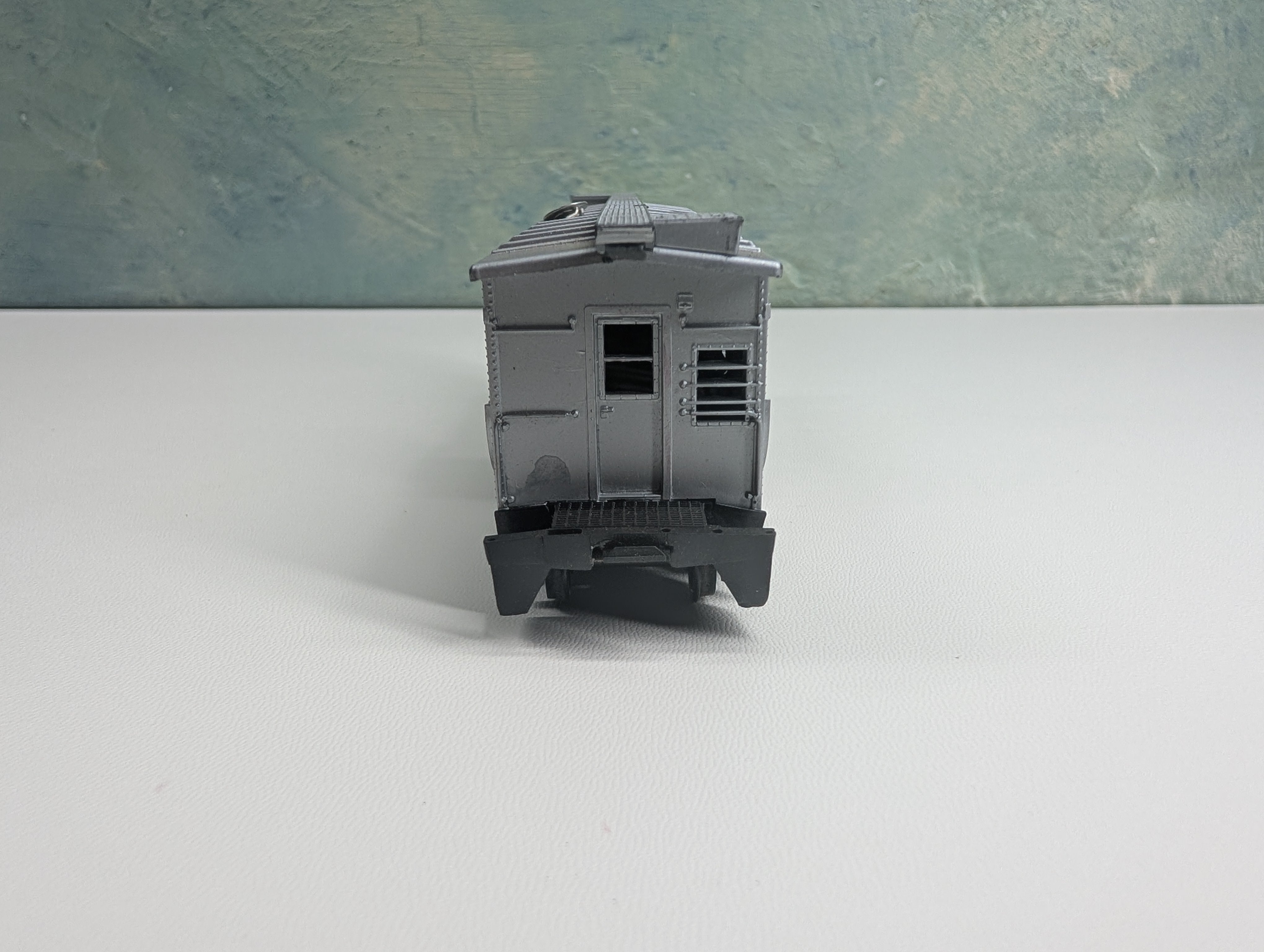USED Athearn HO Scale Bay Window Caboose Burlington CB&Q #13520