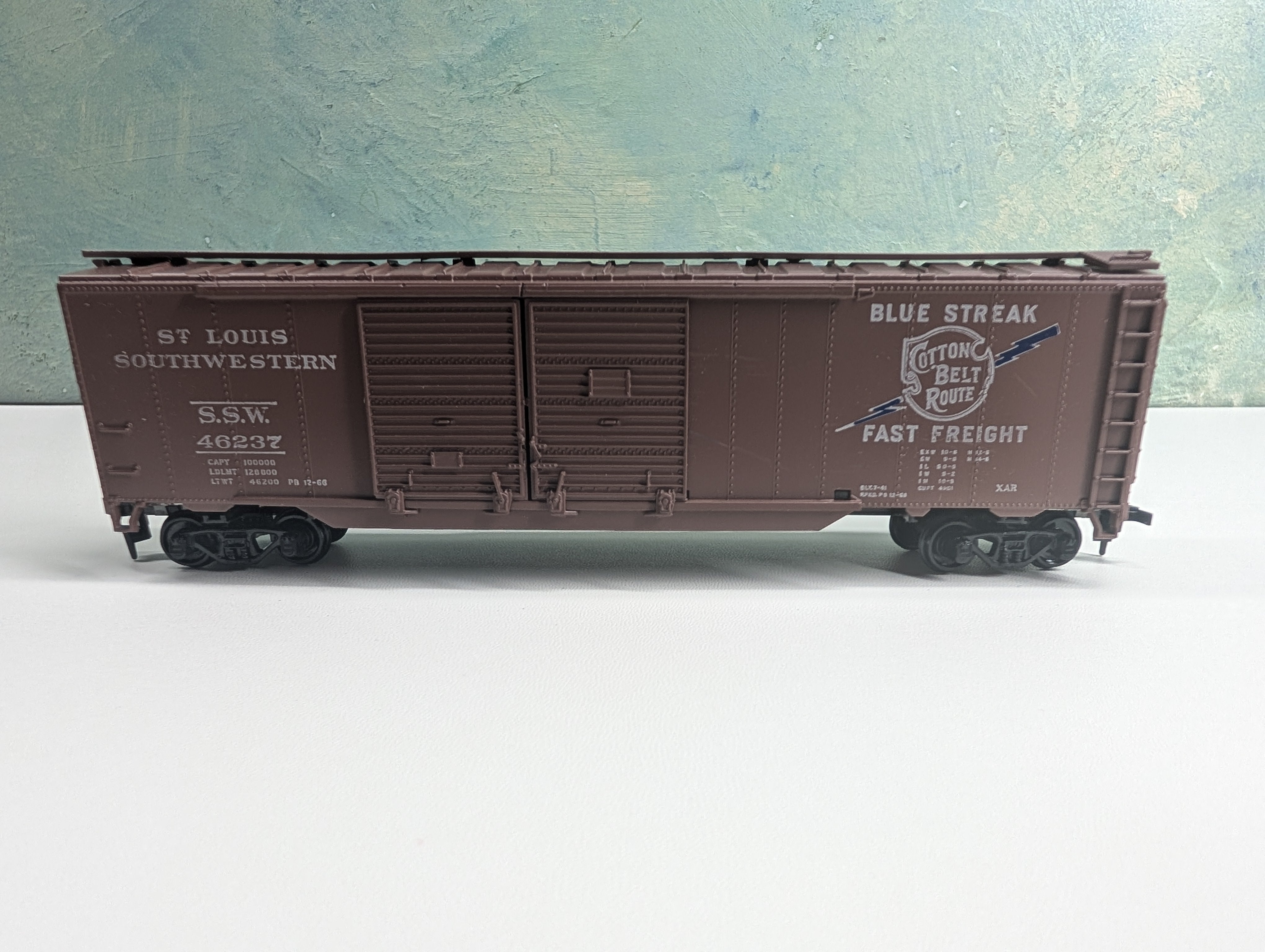 USED Athearn HO Scale 50' Box Car St Louis Southwestern SSW #46237 Blue Streak Cotton Belt Route