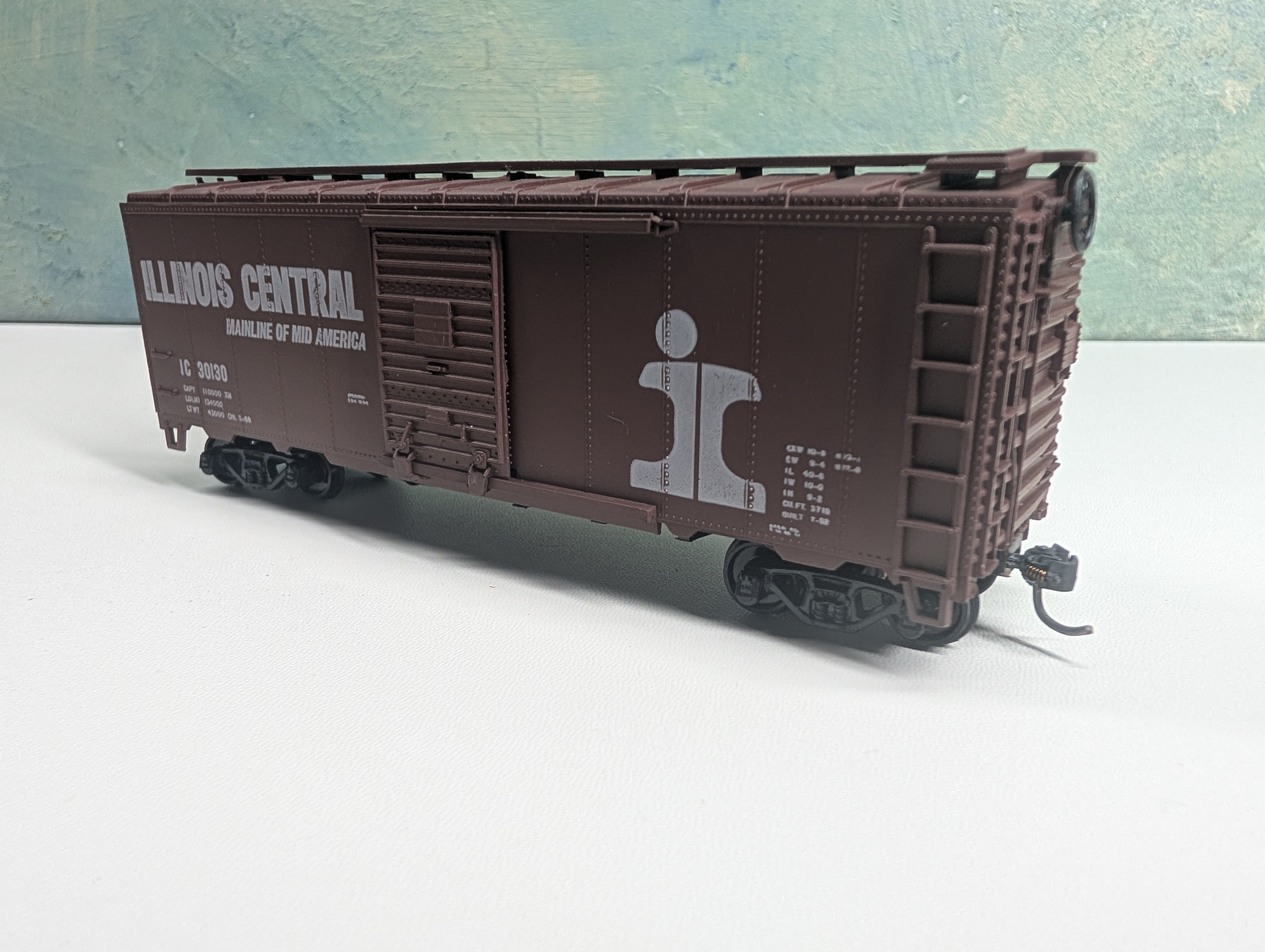 USED Athearn HO Scale 40' Box Car Illinois Central IC #30130