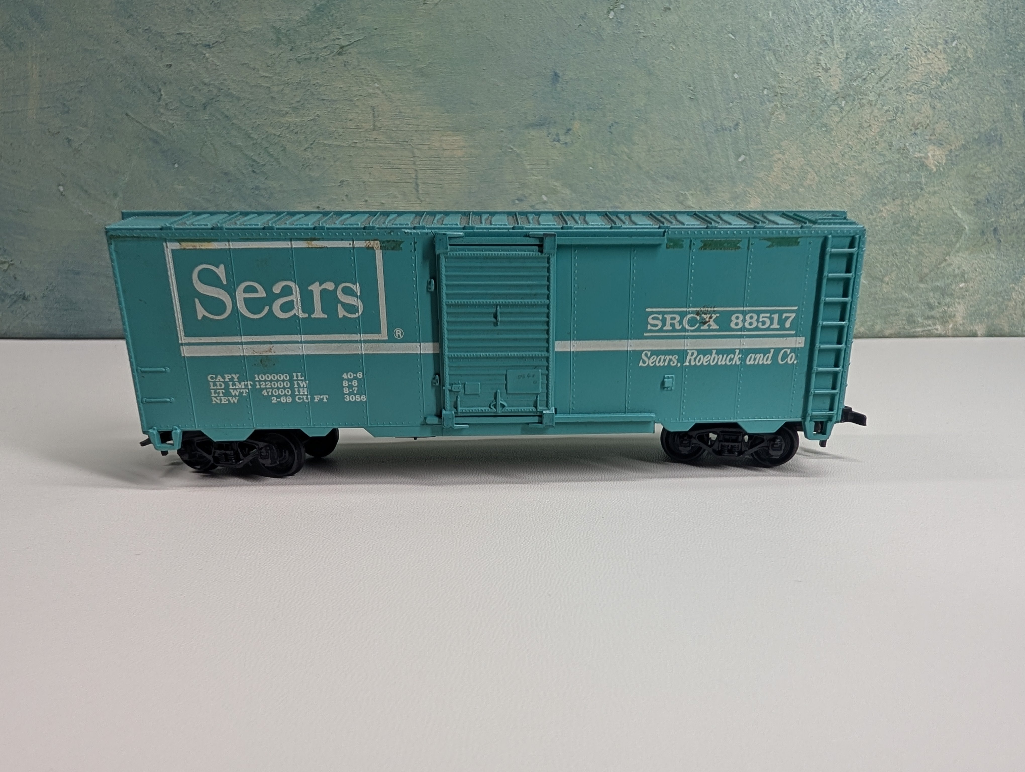 USED Lionel HO Scale 40' Box Car Sears SRCX #88517