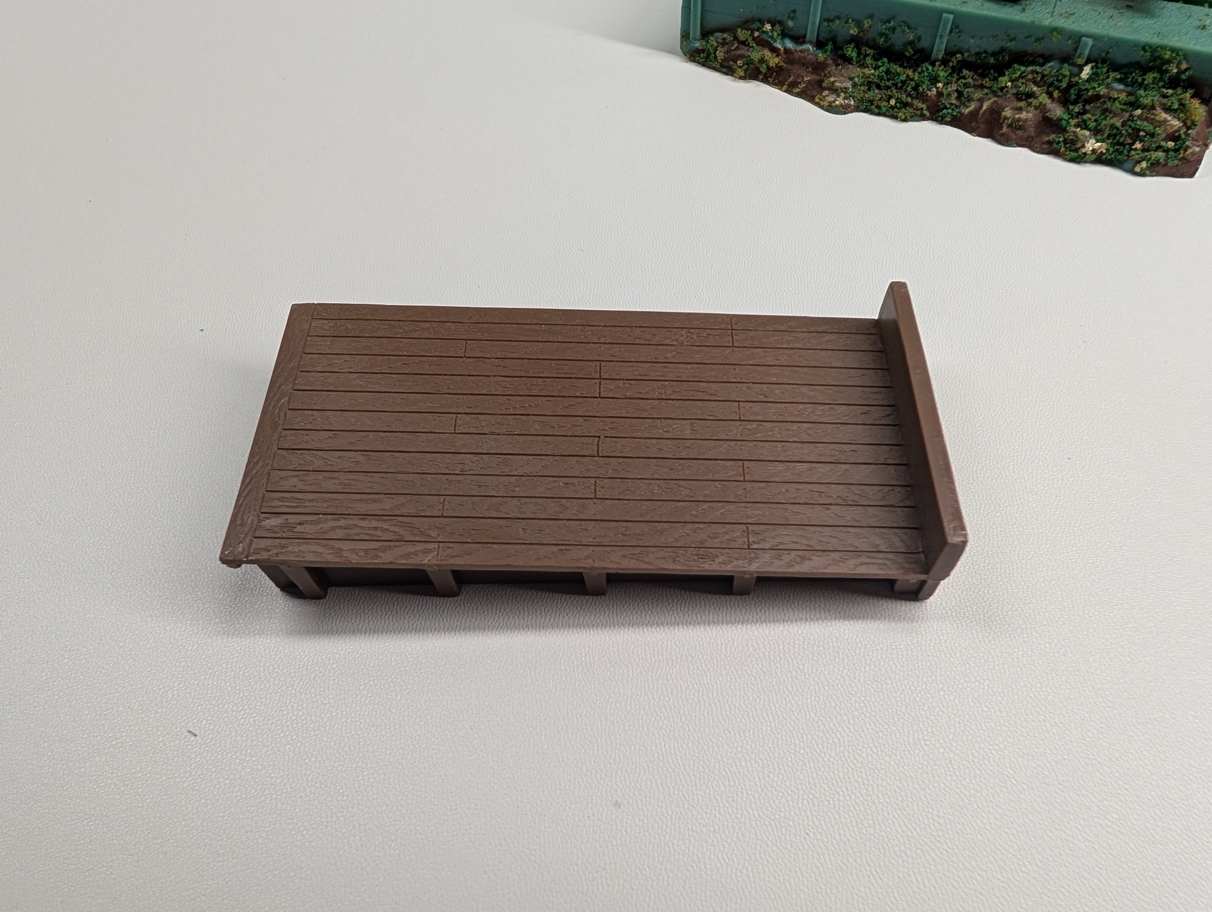 USED Tyco 931 HO Scale Freight Unloading Depot