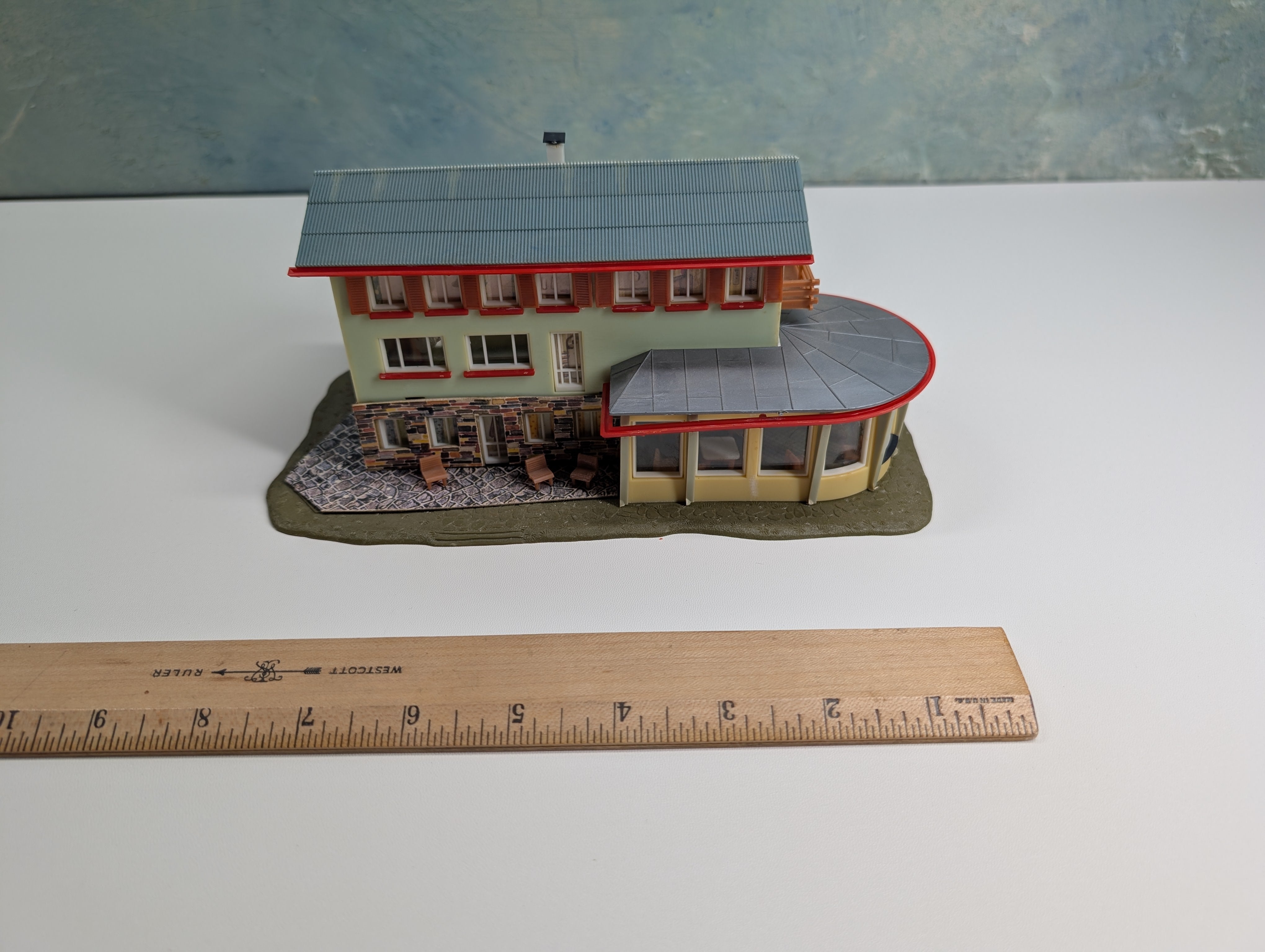 USED Faller 21901 HO Scale Hotel Cafe