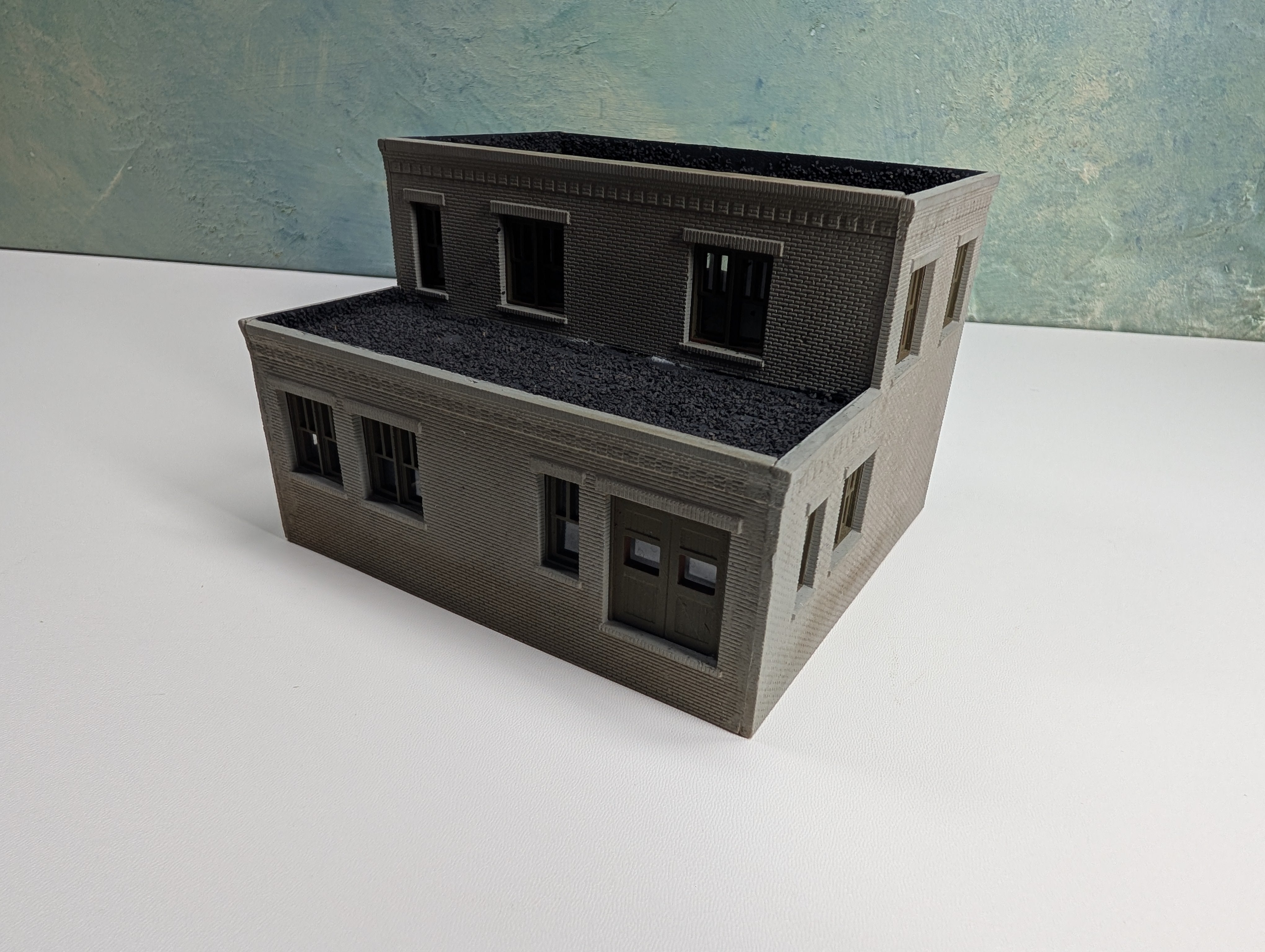 USED HO Scale Gray Brick Factory, Warehouse (Weathered)