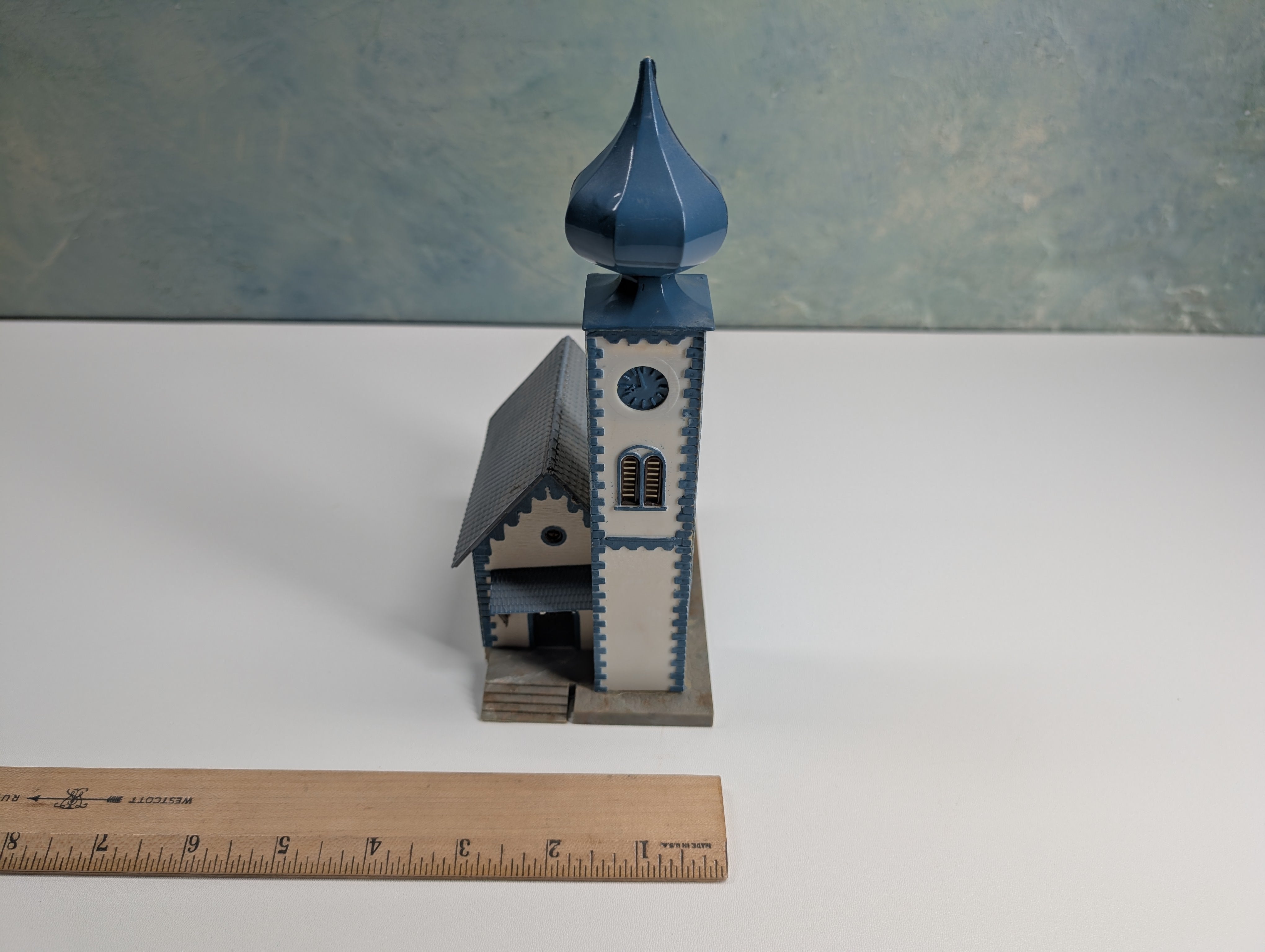USED Faller B238 HO Scale Church with Clock Tower