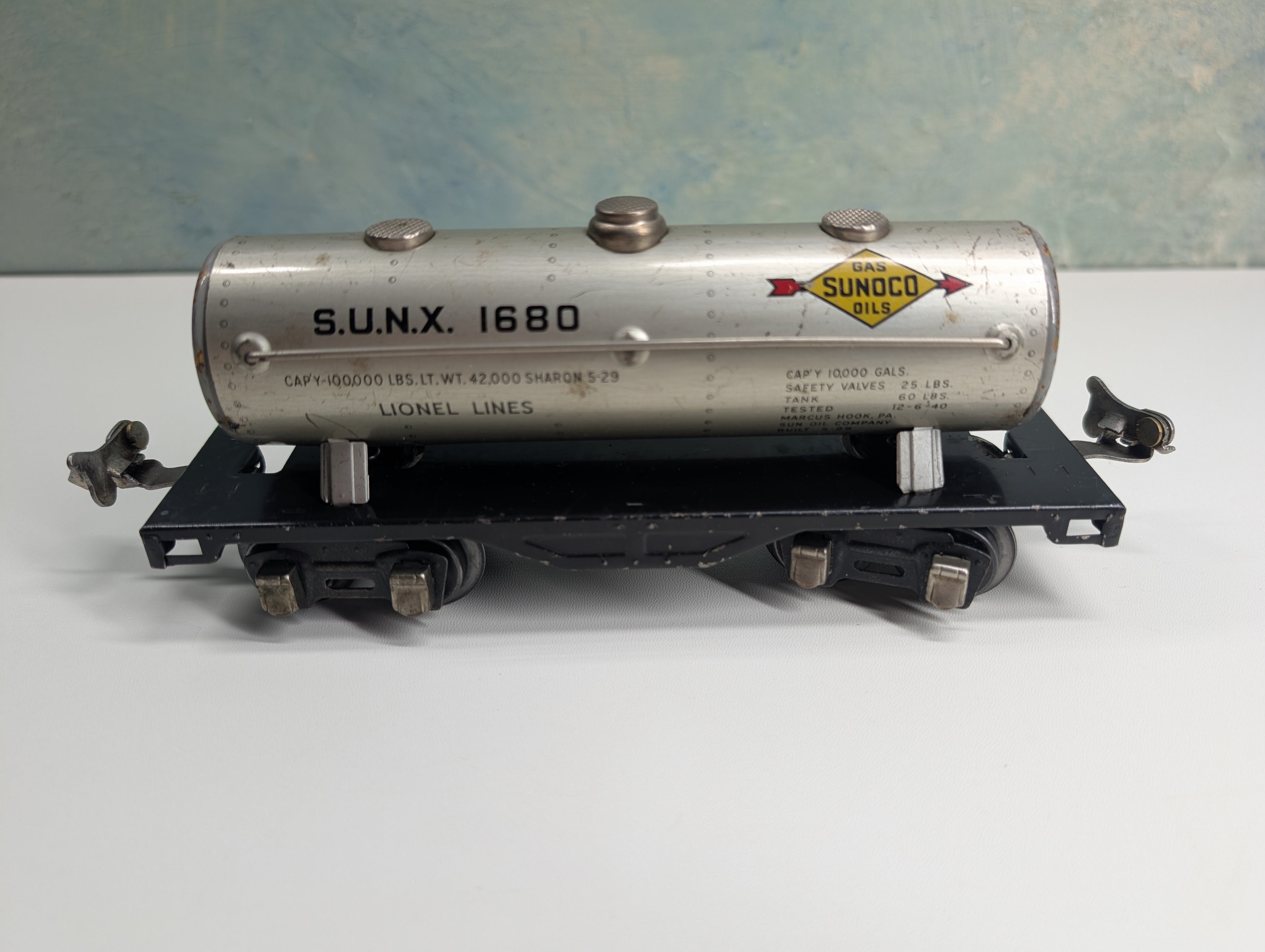 USED Lionel O Tin Tank Car Sunoco SUNX #1680
