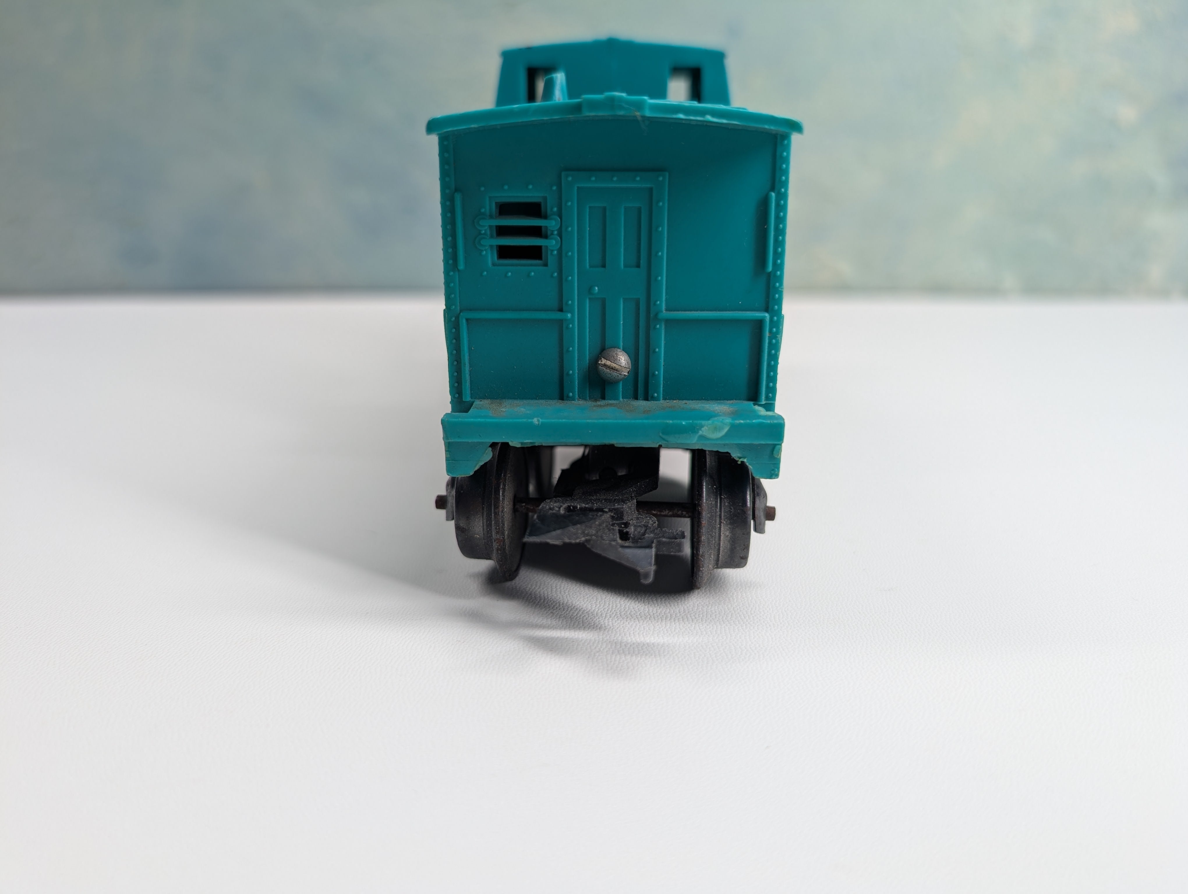 USED Marx O Caboose, Jade Green Penn Central PC #18326