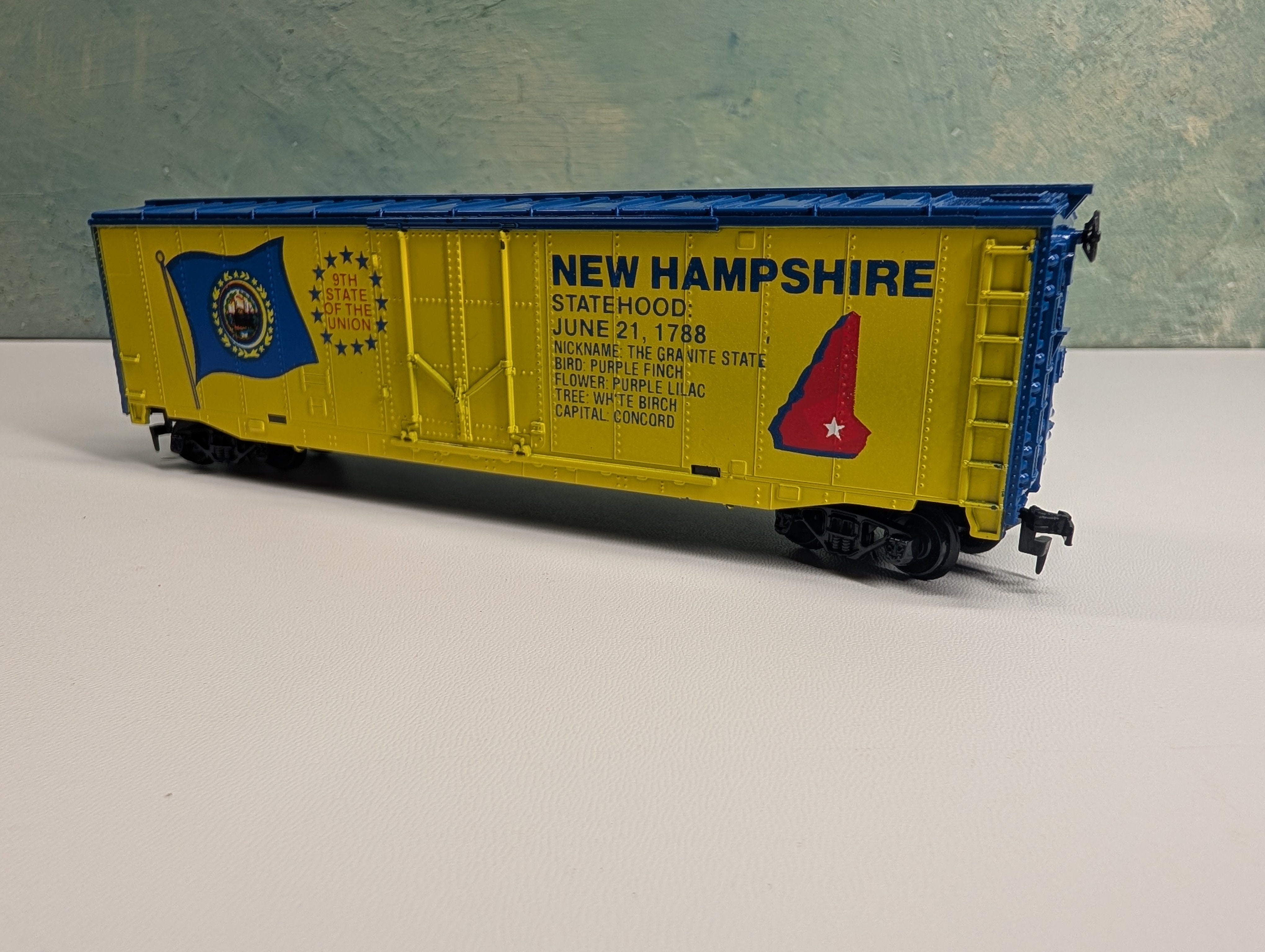 USED Tyco HO Scale 50' State Box Car New Hampshire