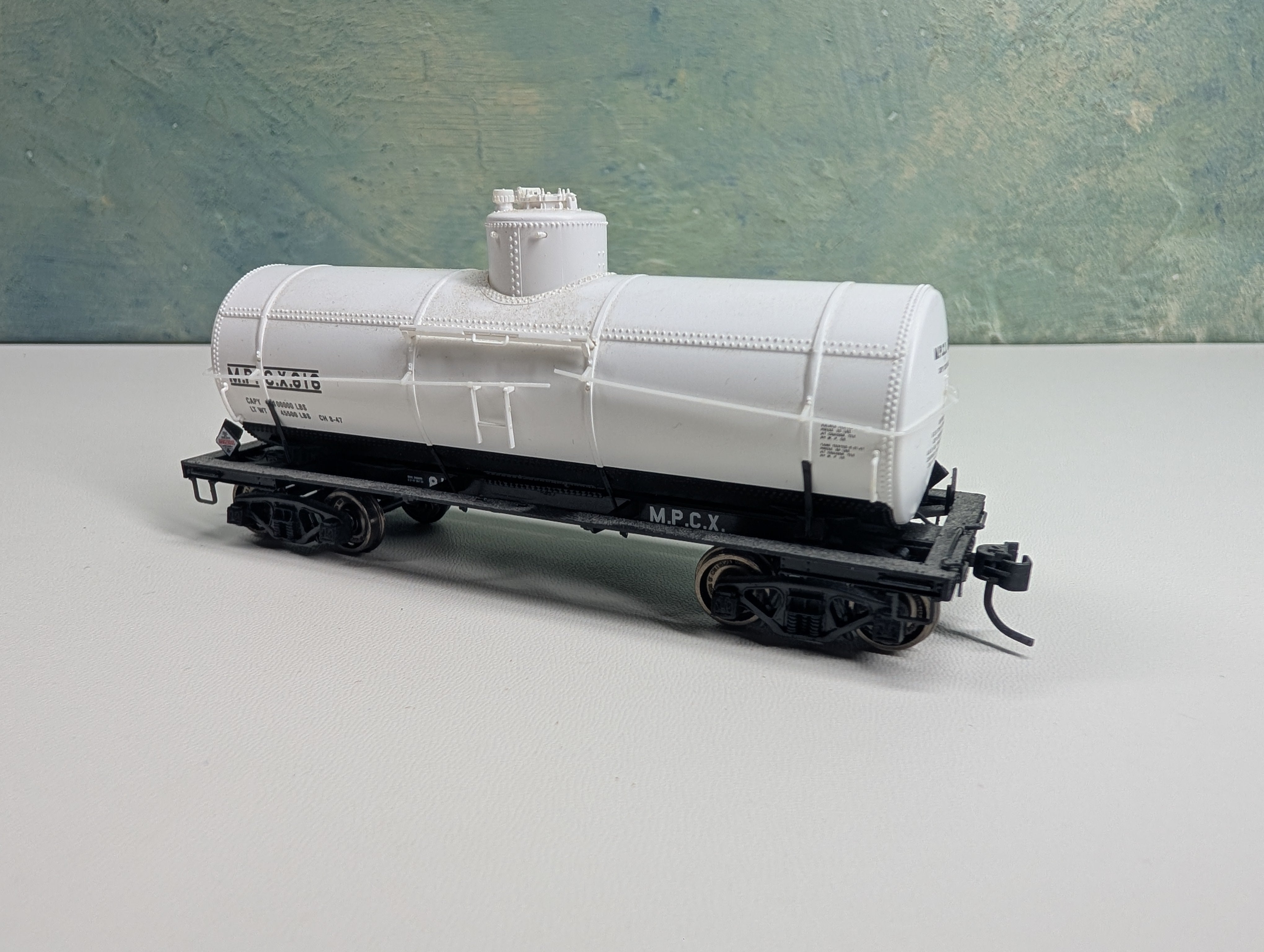 USED Life-Like HO Scale Single Dome Tank Car MPCX #816 Proto 2000, Metal Wheels