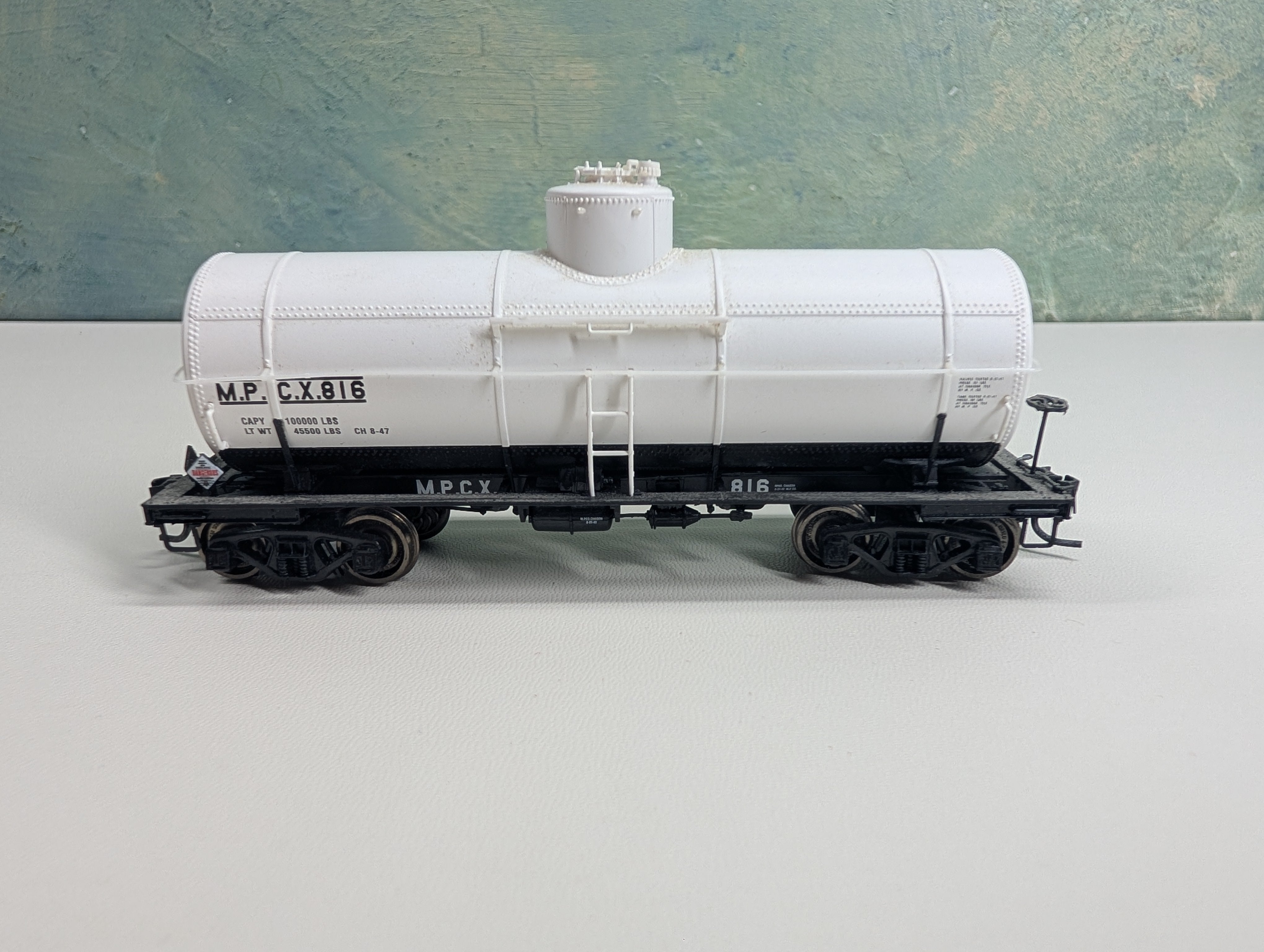 USED Life-Like HO Scale Single Dome Tank Car MPCX #816 Proto 2000, Metal Wheels