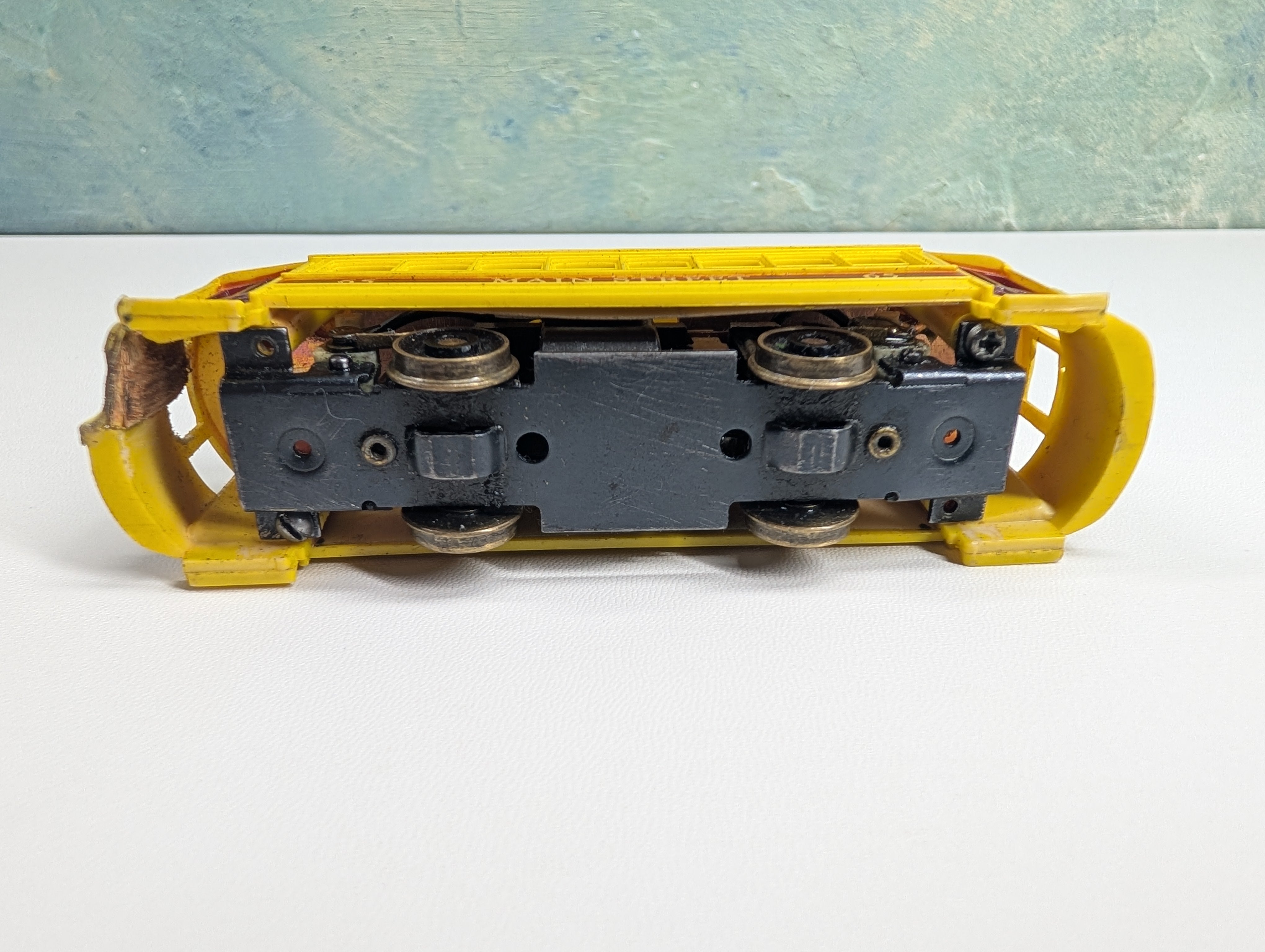USED Tyco HO Scale Trolley Main Street #65 Parts/Repair