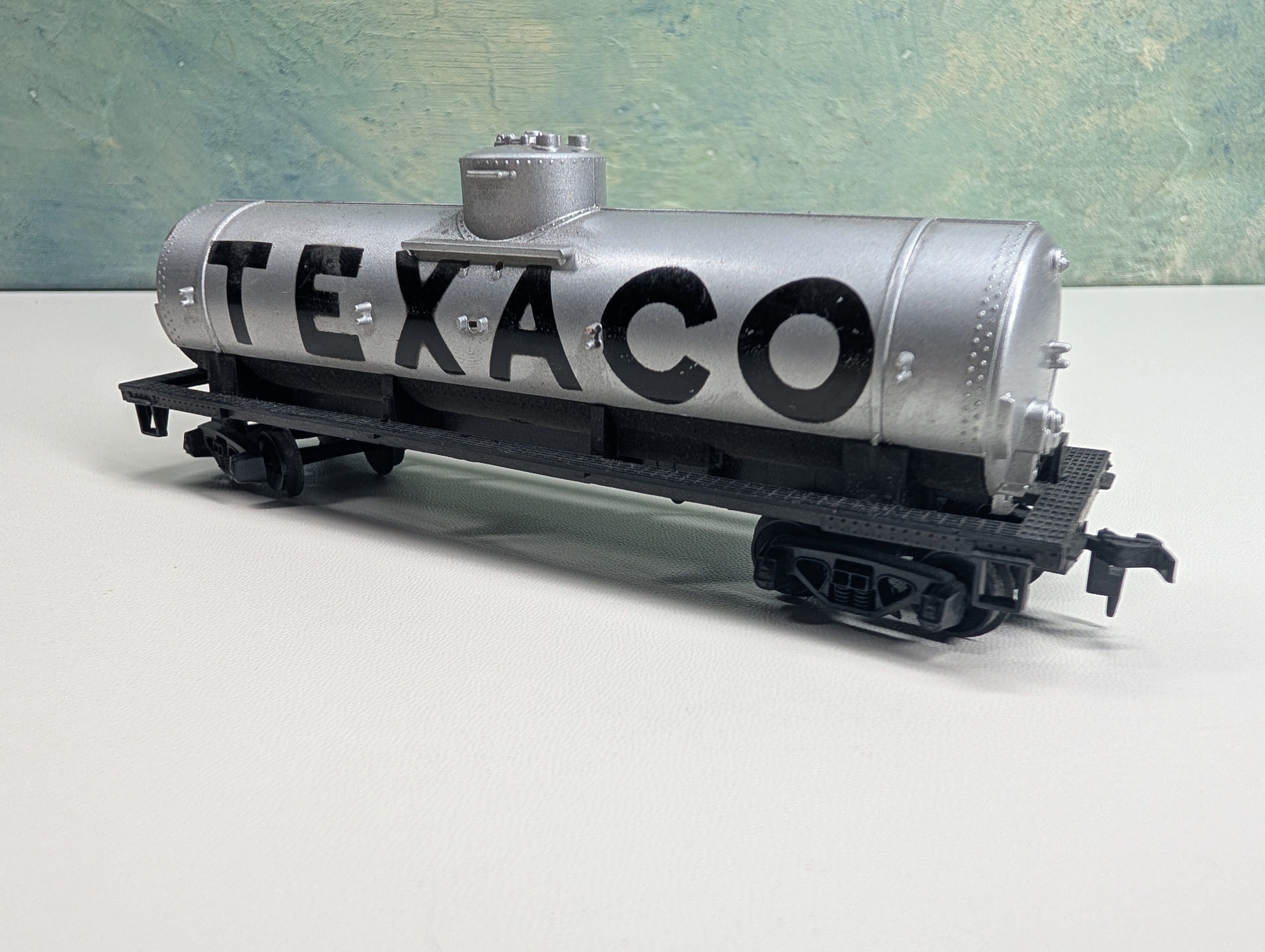 USED Tyco HO Scale Single Dome Tank Car Texaco