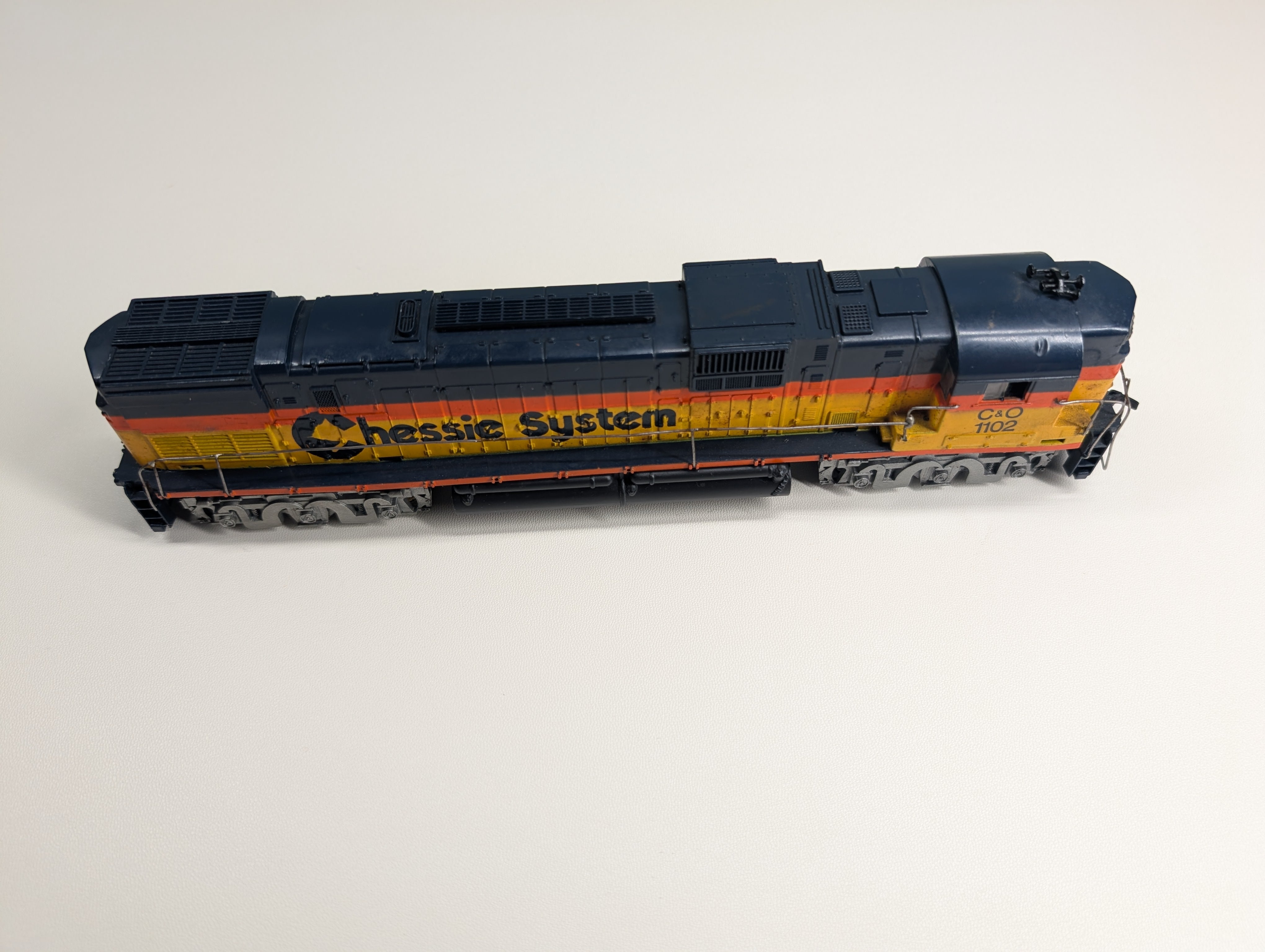 USED Tyco HO Scale Alco 630 Diesel Locomotive Chessie System C&O #1102 Tested DC