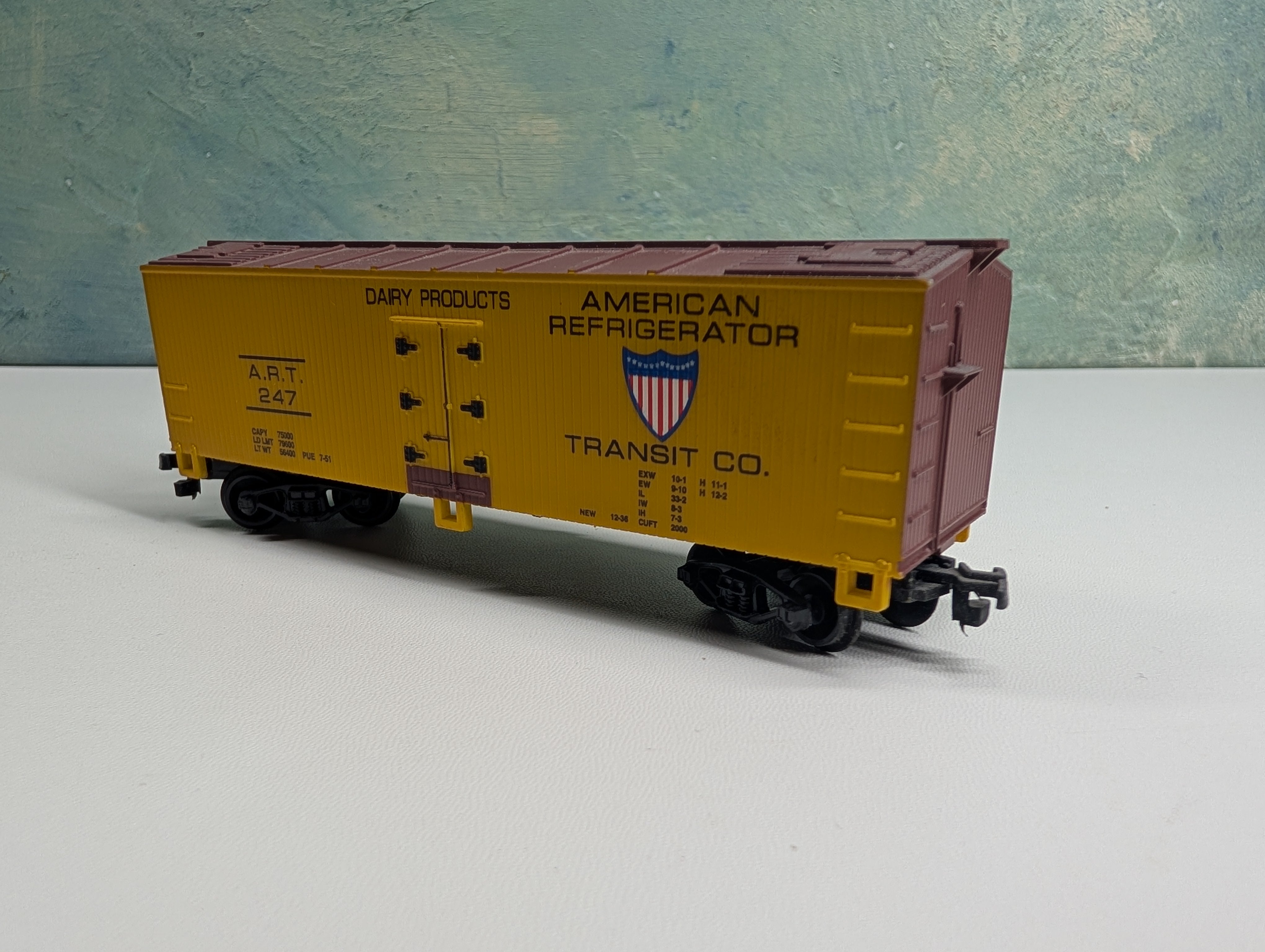 USED Life-Like HO Scale Wooden Reefer American Refrigerator Transit ART #247