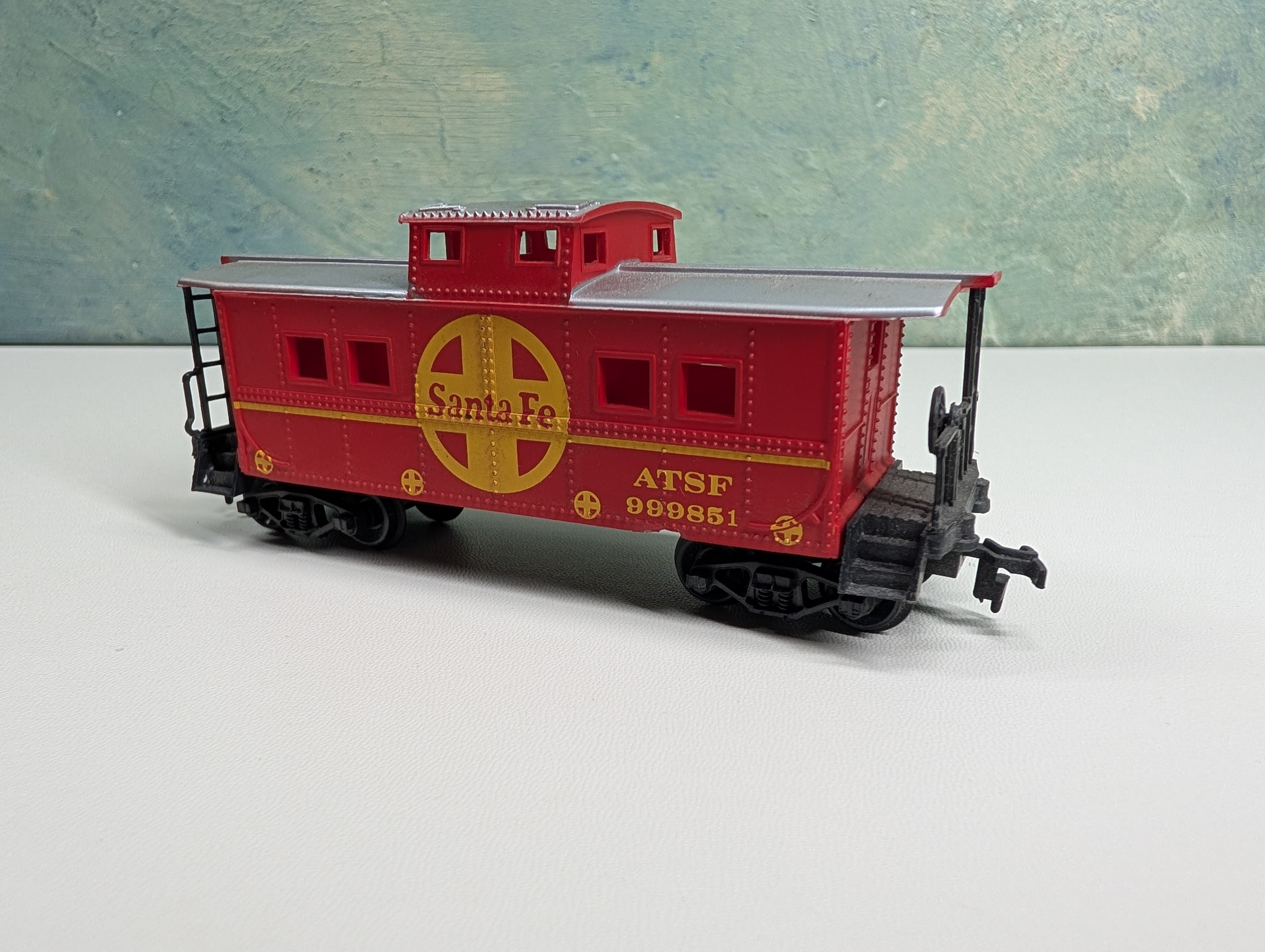 USED Life-Like HO Scale Caboose Santa Fe ATSF #999851