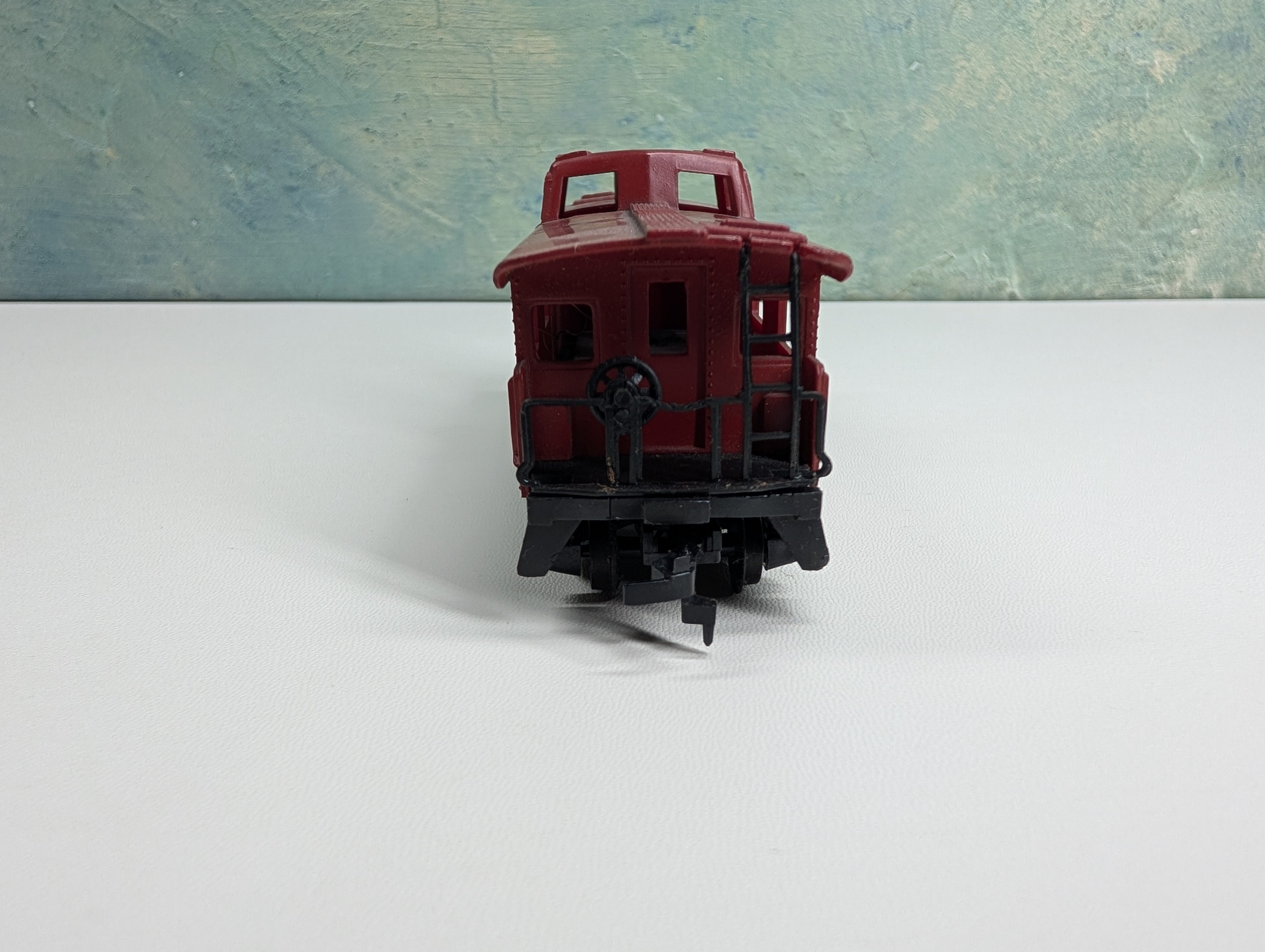 USED Tyco HO Scale Caboose #689