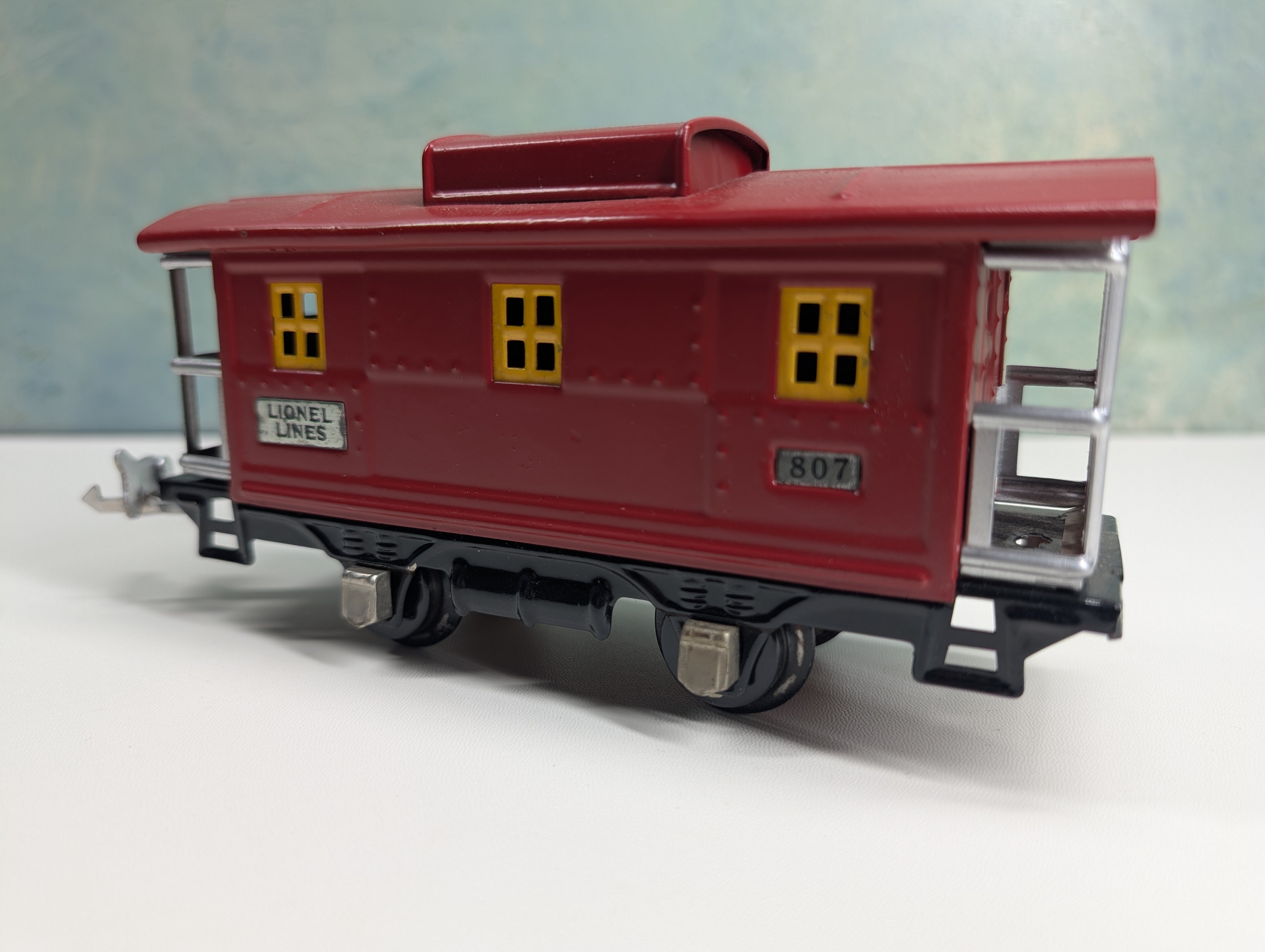USED Lionel O Caboose Lionel Lines 807