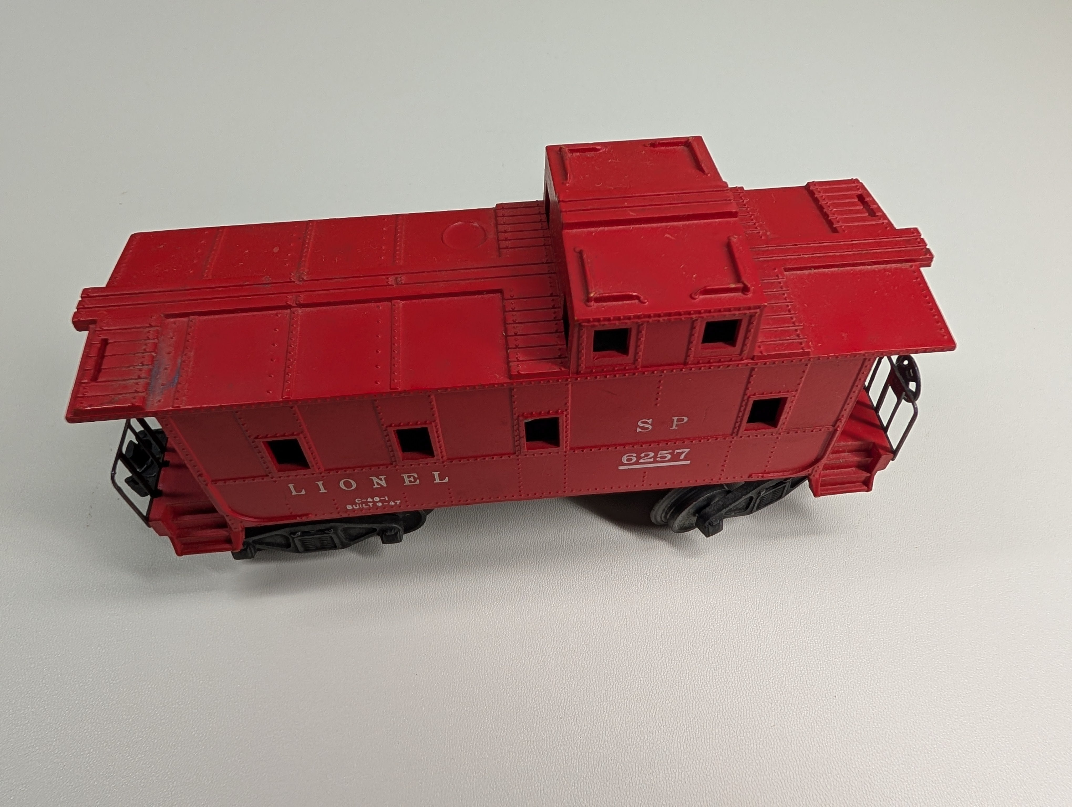 USED Lionel O Caboose Southern Pacific SP #6257