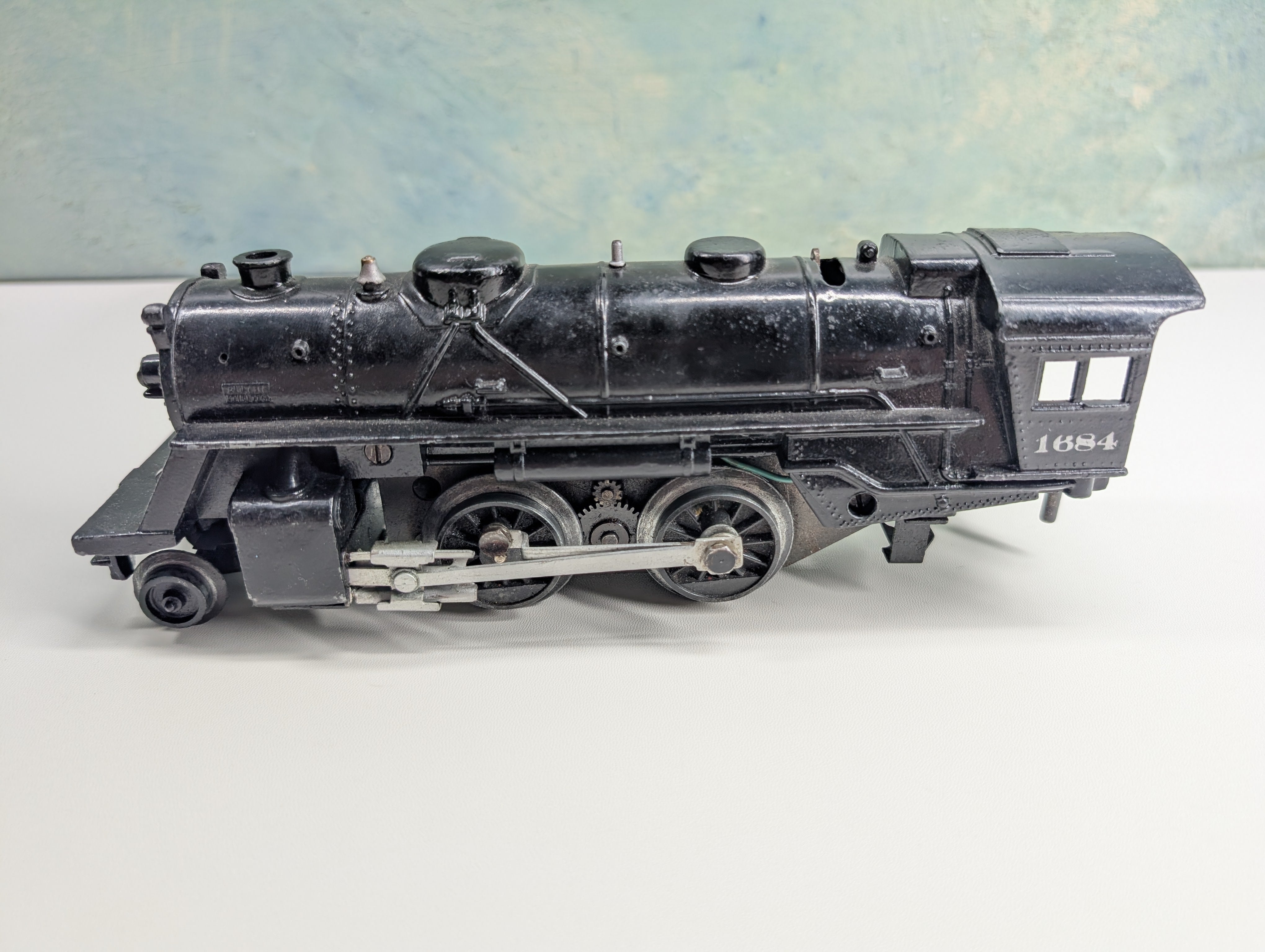 USED Lionel O 2-4-0 Steam Locomotive #1684 Tested!
