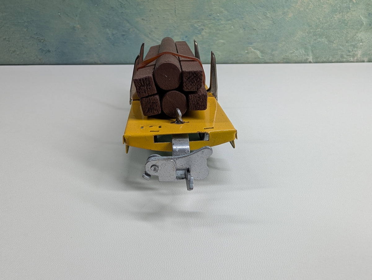 USED Lionel 831 O Flat Cart w/ Lumber Load, Tin Yellow