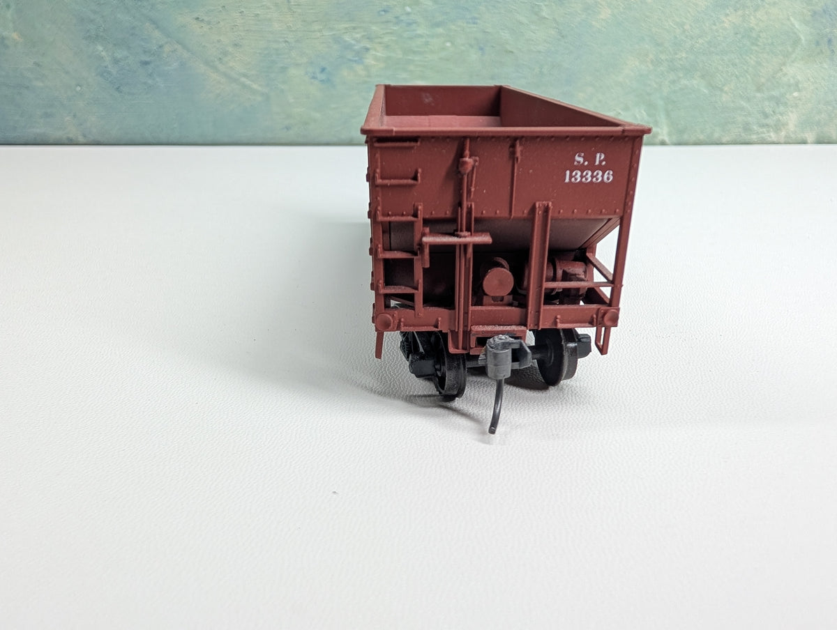USED Accurail HO Scale 2 Bay Hopper Southern Pacific SP #13336