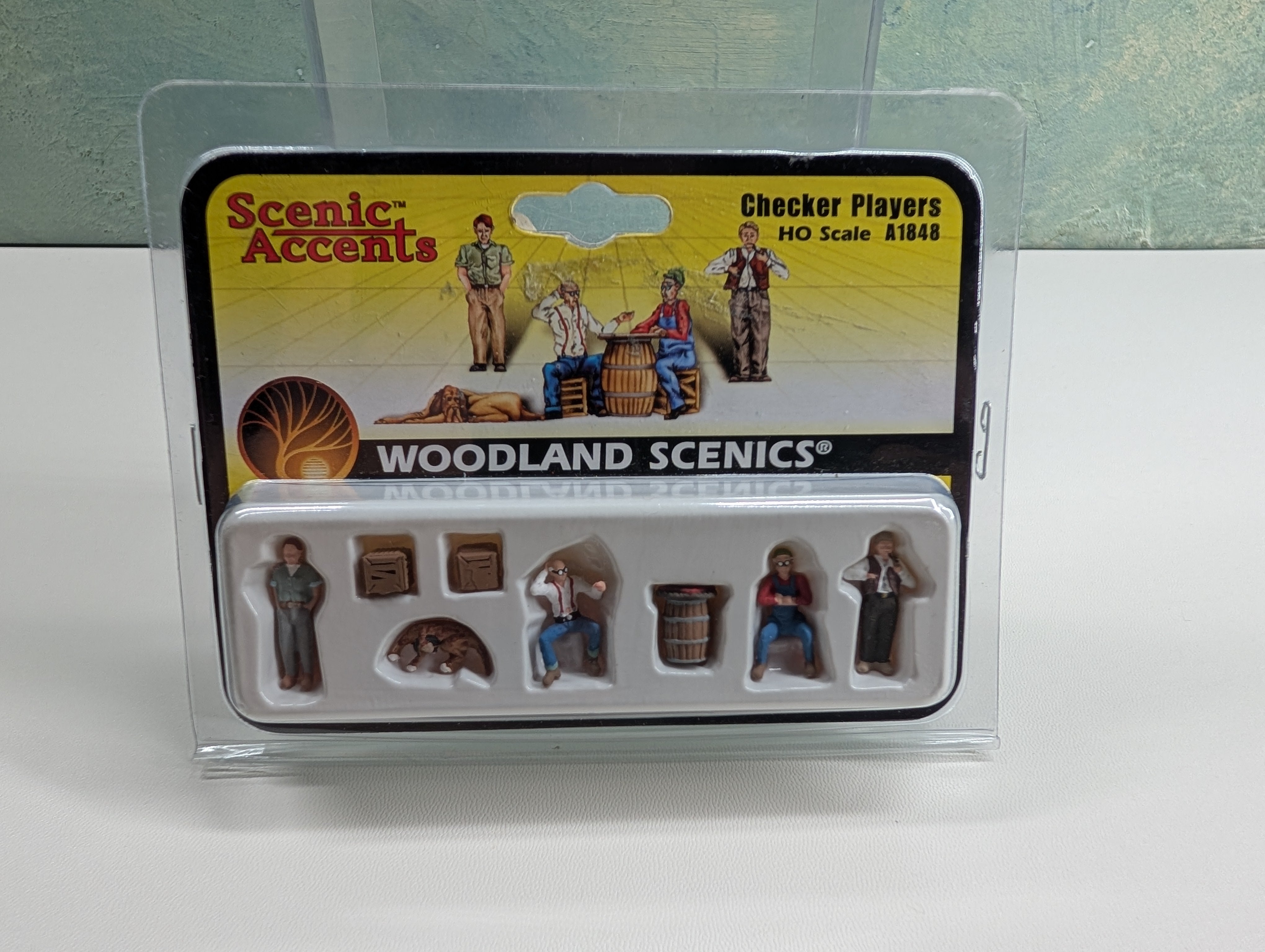 Woodland Scenics A1856 HO Scale Checker Players (8 pcs)