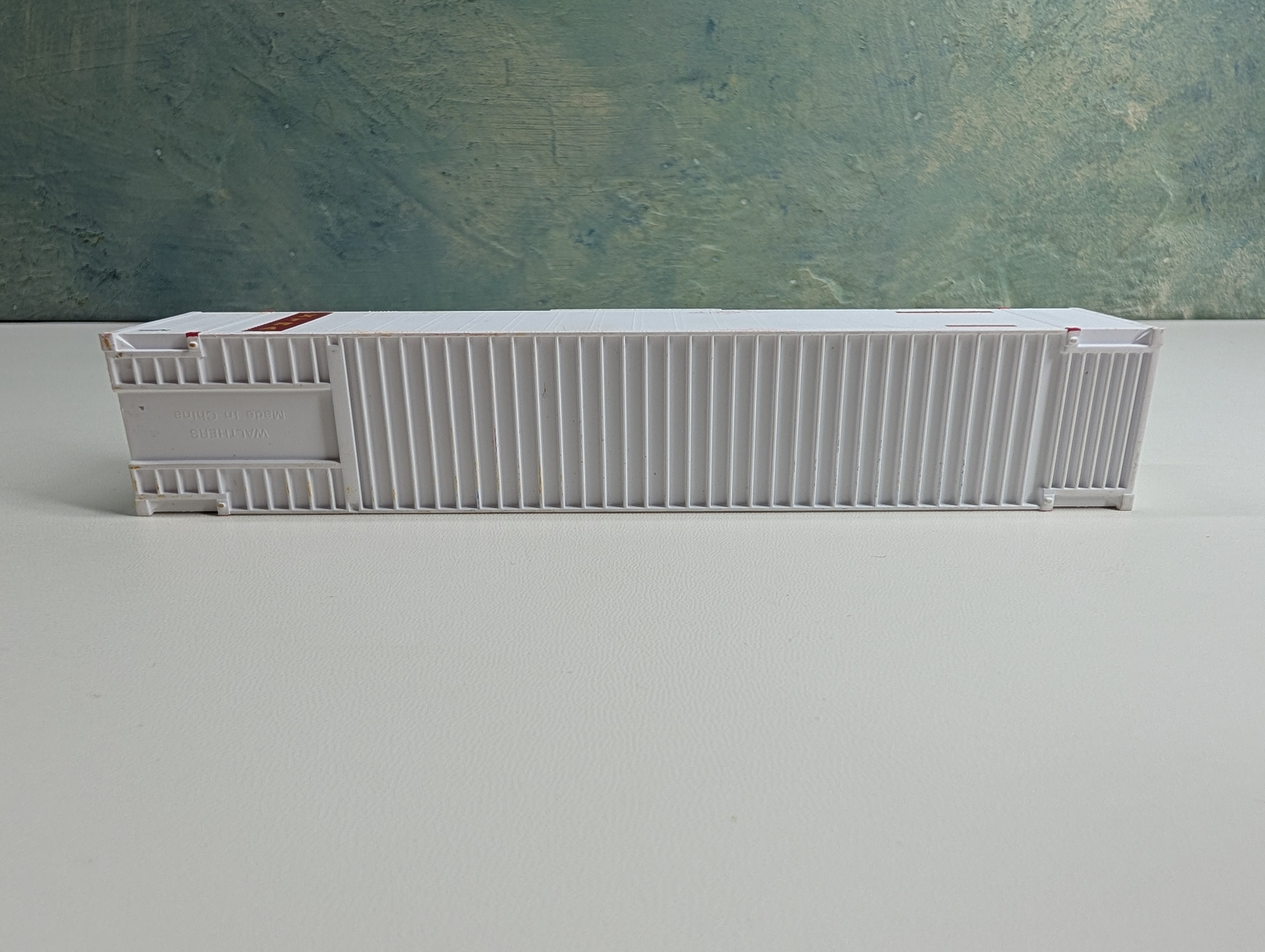 USED Walthers HO Scale 48' Container XTRA XCTU #951902