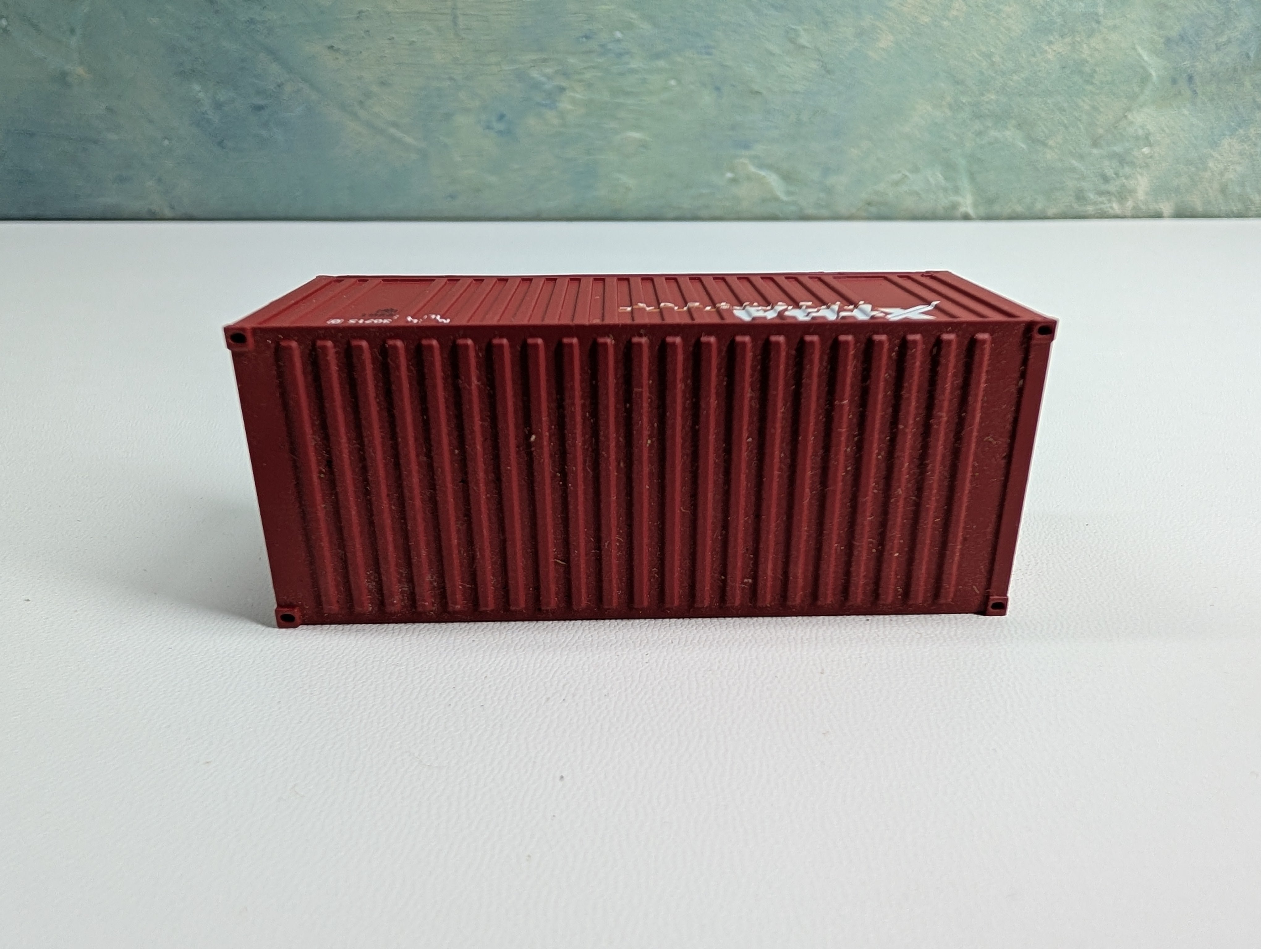 USED Walthers HO Scale 20' Container Xtra International MLCU #3307150