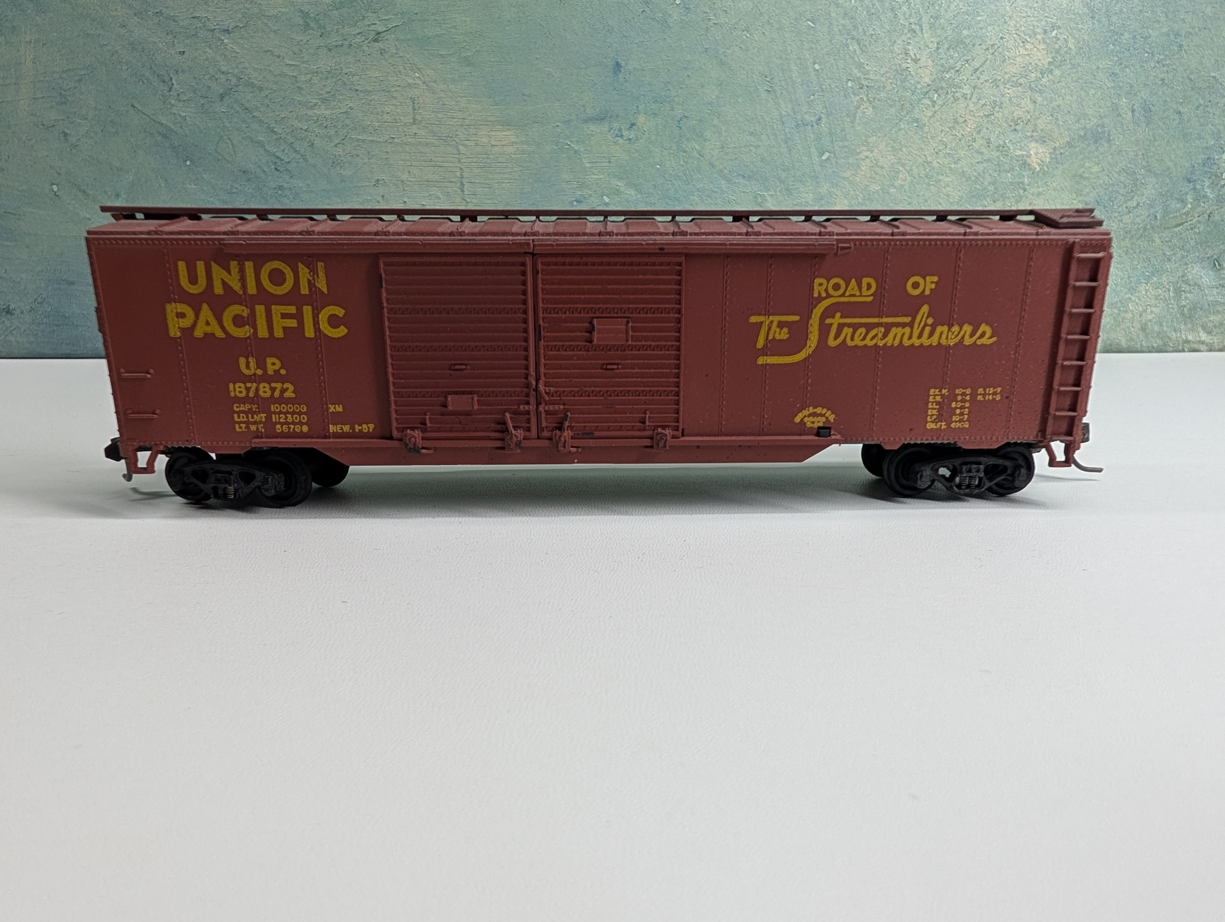 USED Roundhouse HO Scale 50' DD Box Car Union Pacific UP #187872