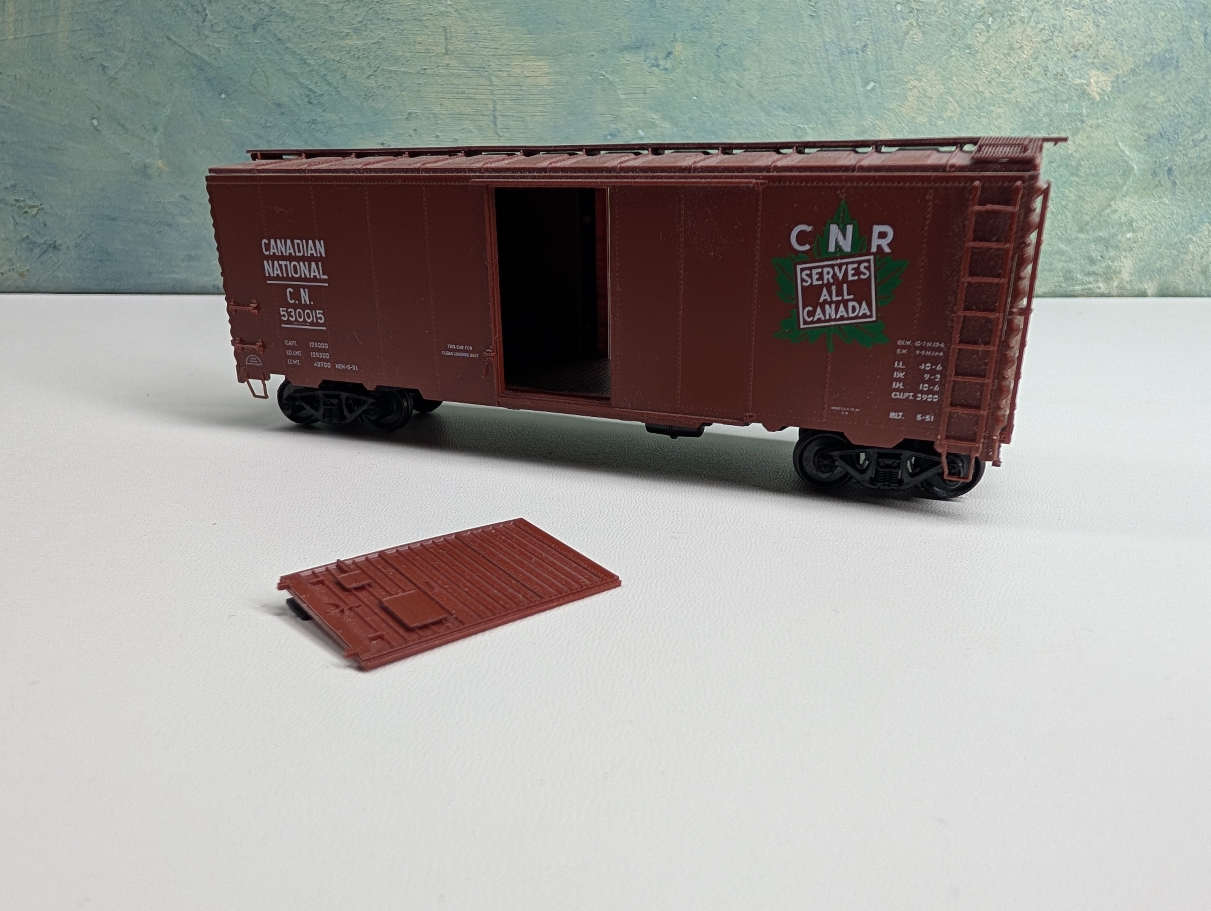 USED HO Scale 40' Box Car Canadian National CN #530015 Metal Wheels