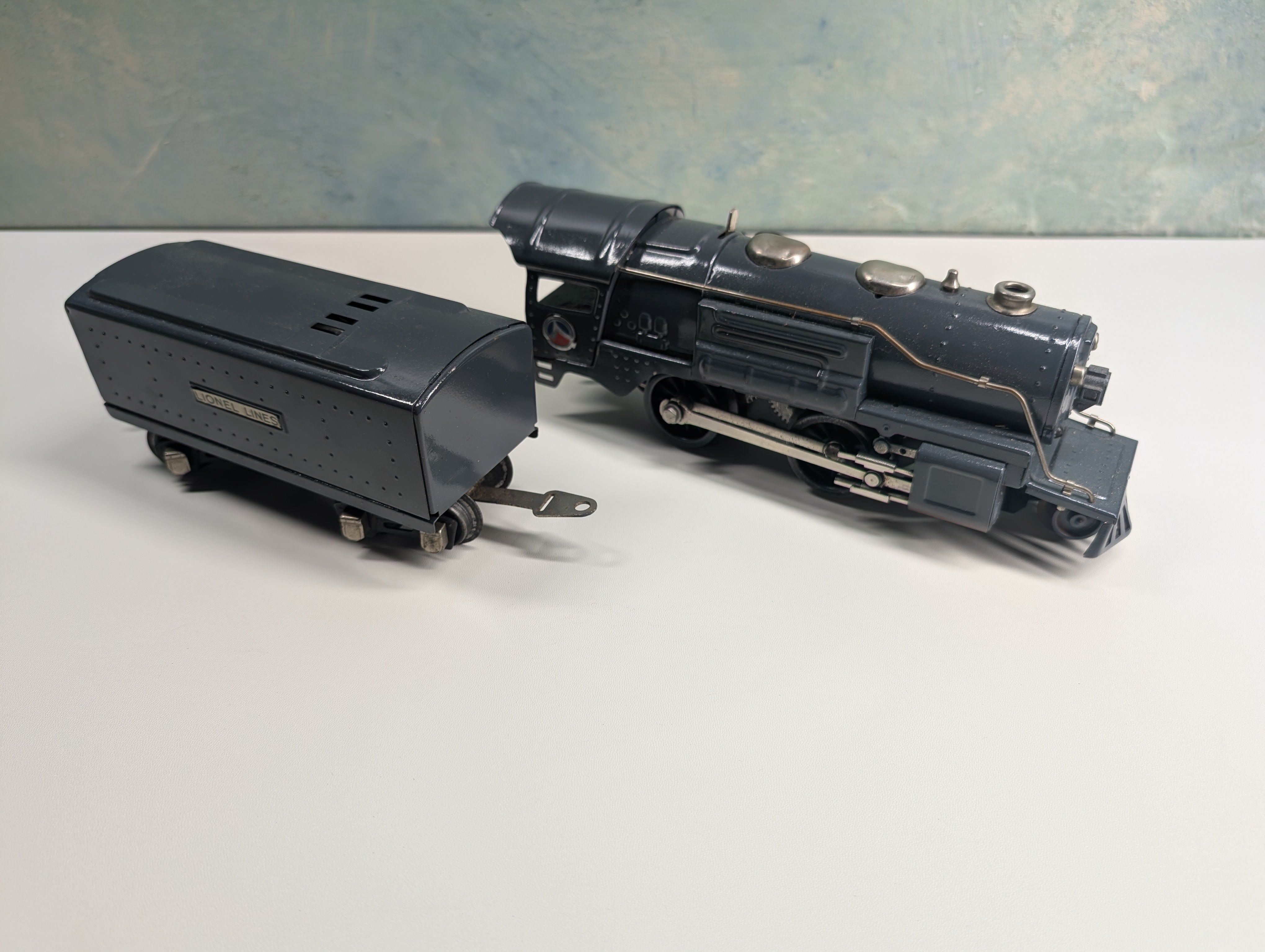 USED Lionel O 2-4-0 Steam Locomotive w/ Tender, Gray Lionel Lines #259E Tested!