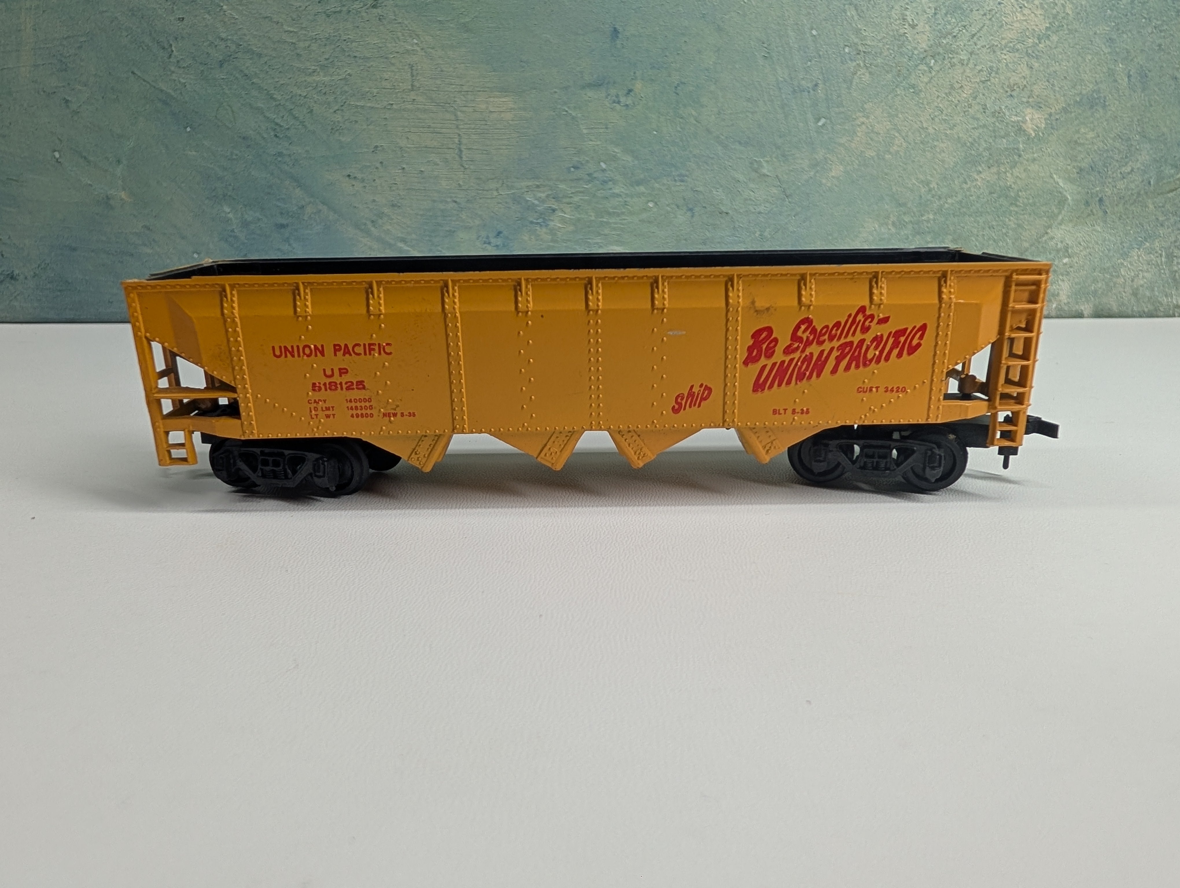USED Bachmann HO Scale Quad Hopper Union Pacific UP #518125