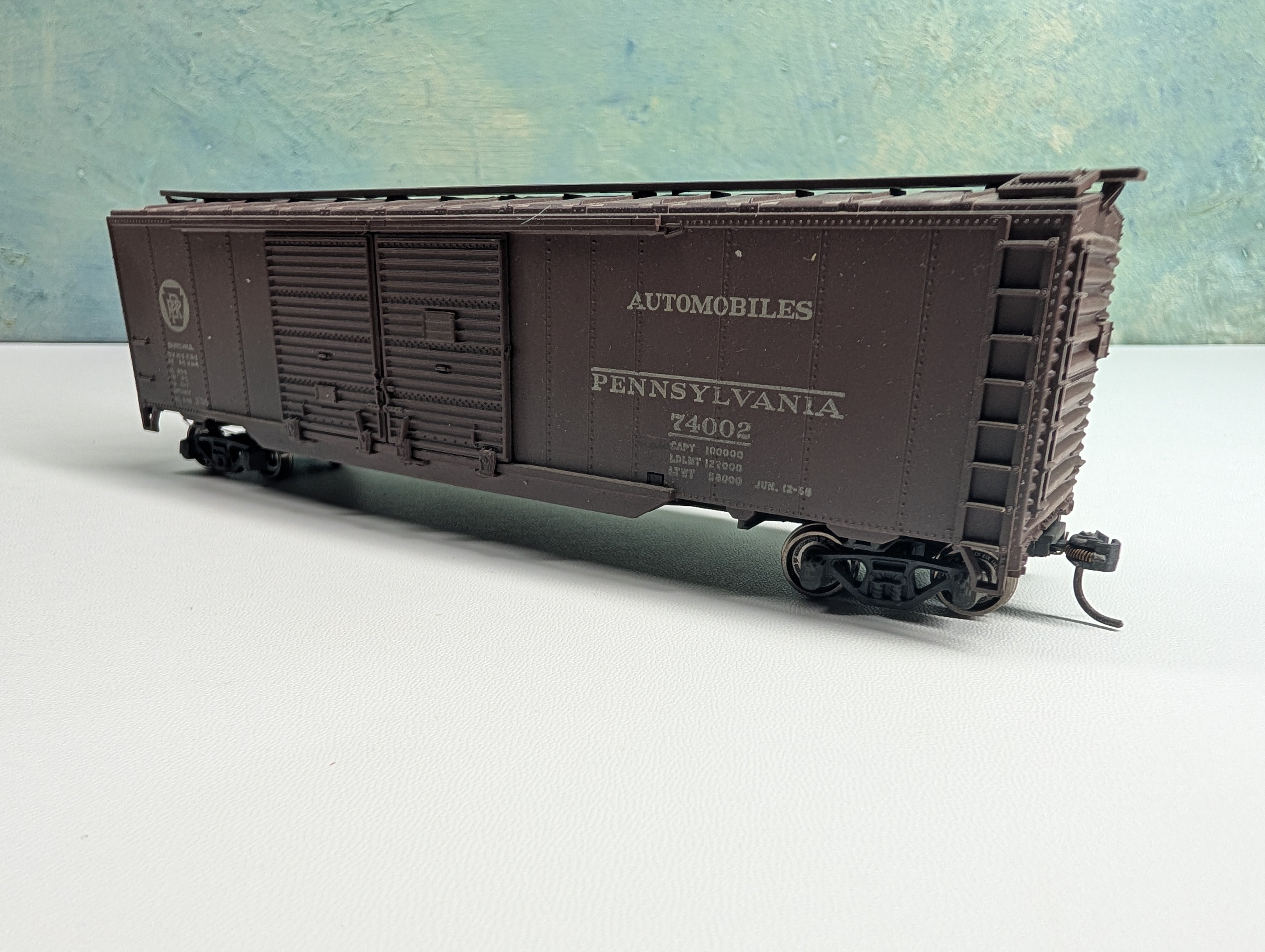 USED Athearn HO Scale 50' DD Box Car Pennsylvania PRR #74002 Metal Wheels, Weathered