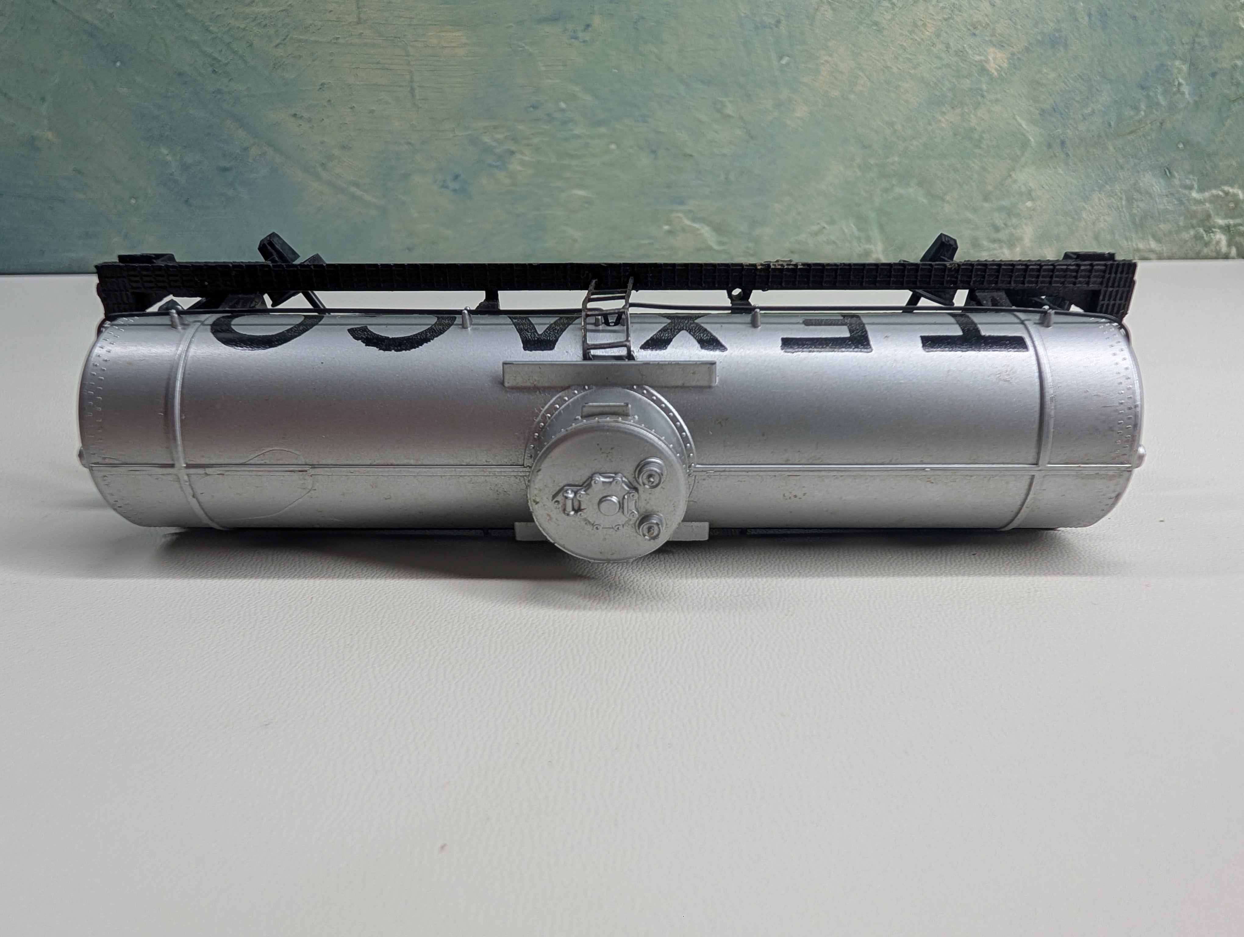 USED Mantua HO Scale Single Dome Tank Car Texaco