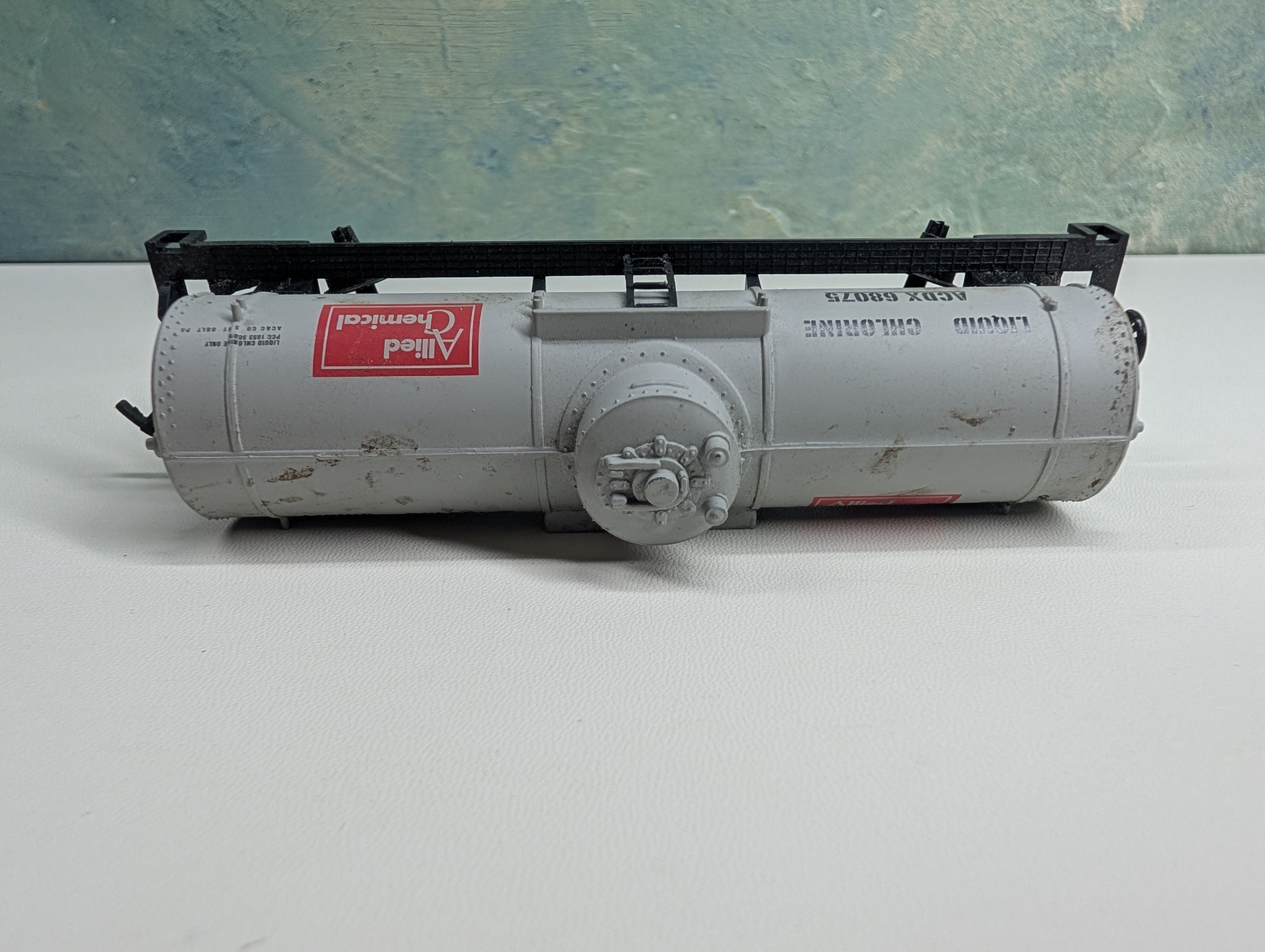 USED Life-Like HO Scale Single Dome Tank Car Allied Chemical ACDX #68075