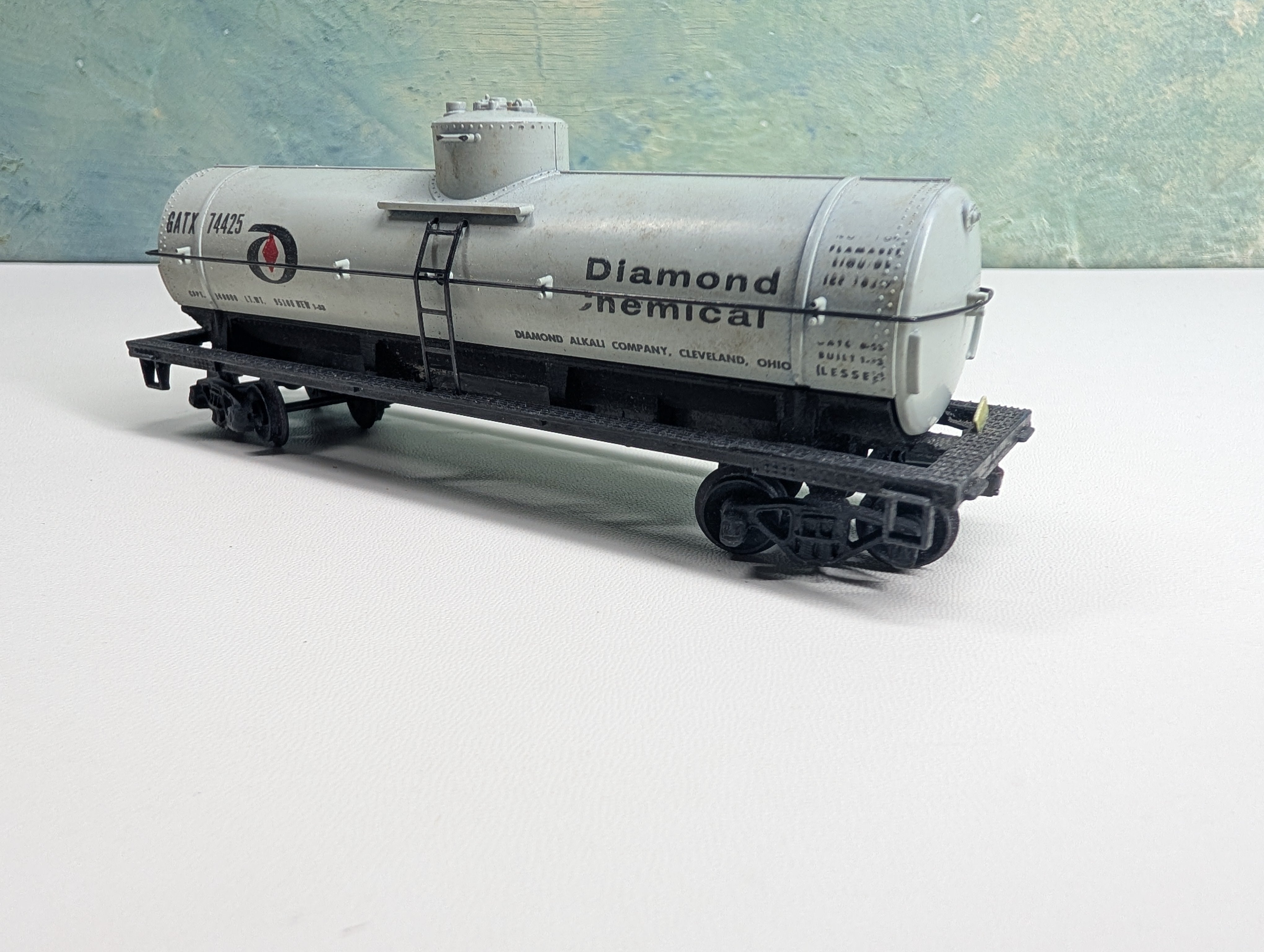 USED Mantua HO Scale Single Dome Tank Car Diamond Chemical GATX #74425