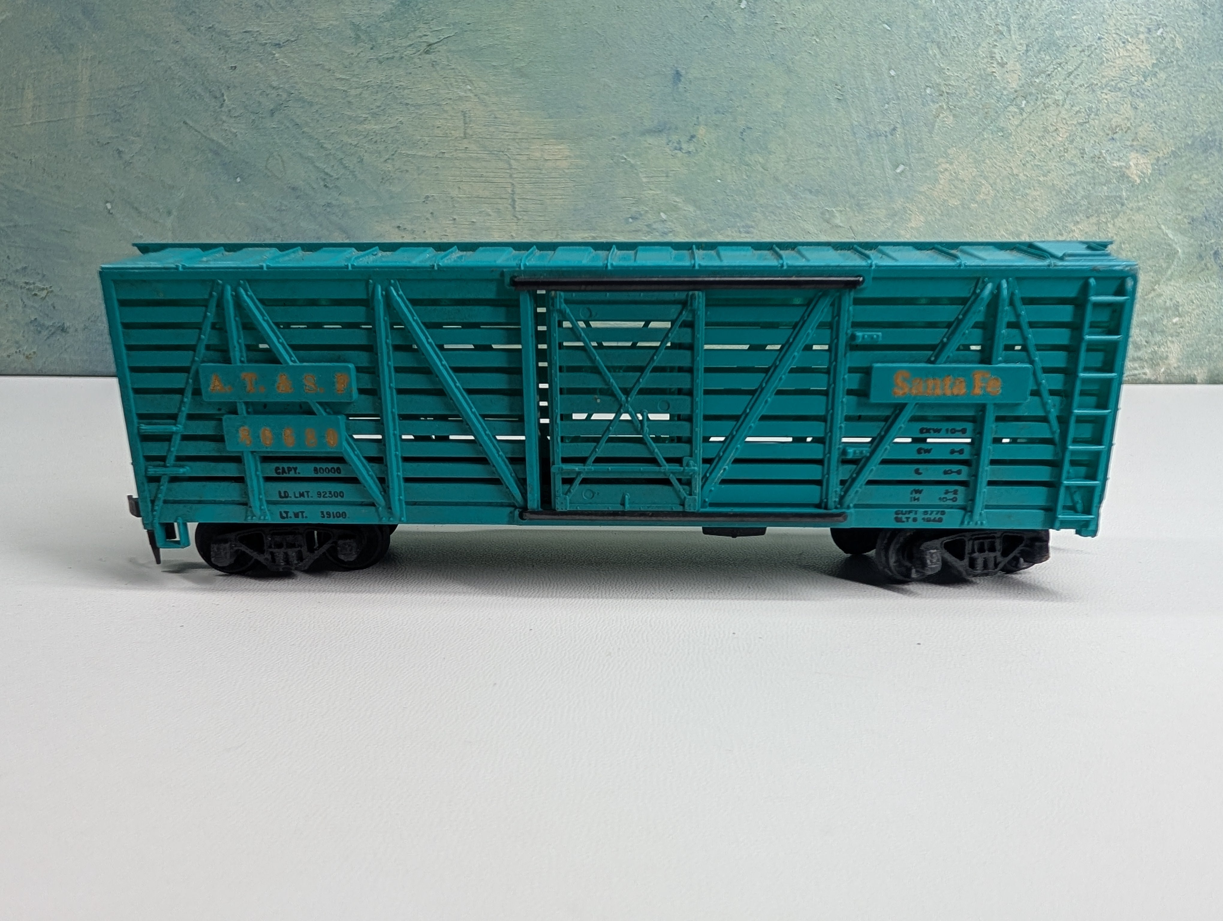 USED Mantua HO Scale Cattle Stock Car Santa Fe ATSF #80680