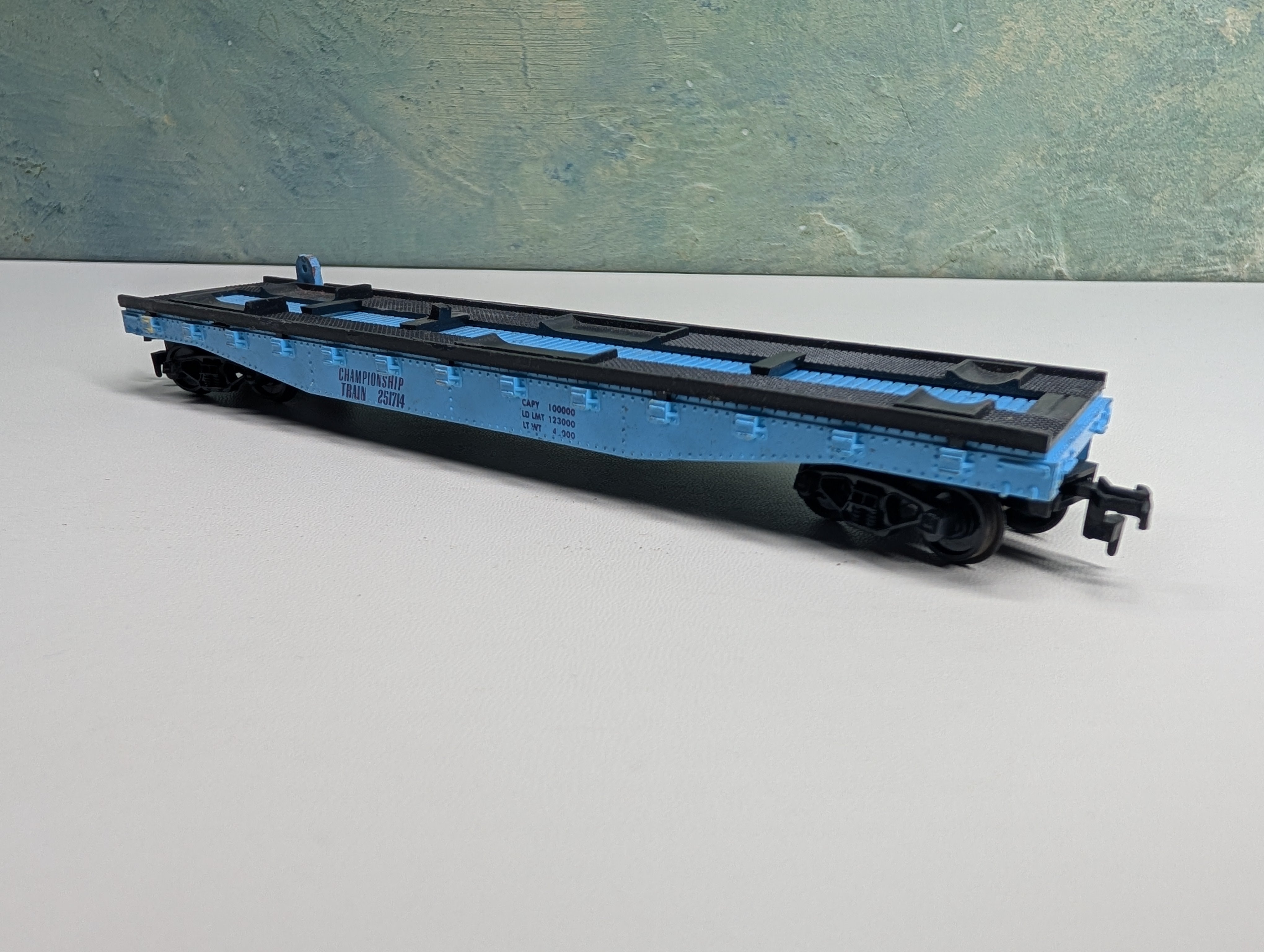 USED Cox HO Scale Flat Car Championship Train #251714