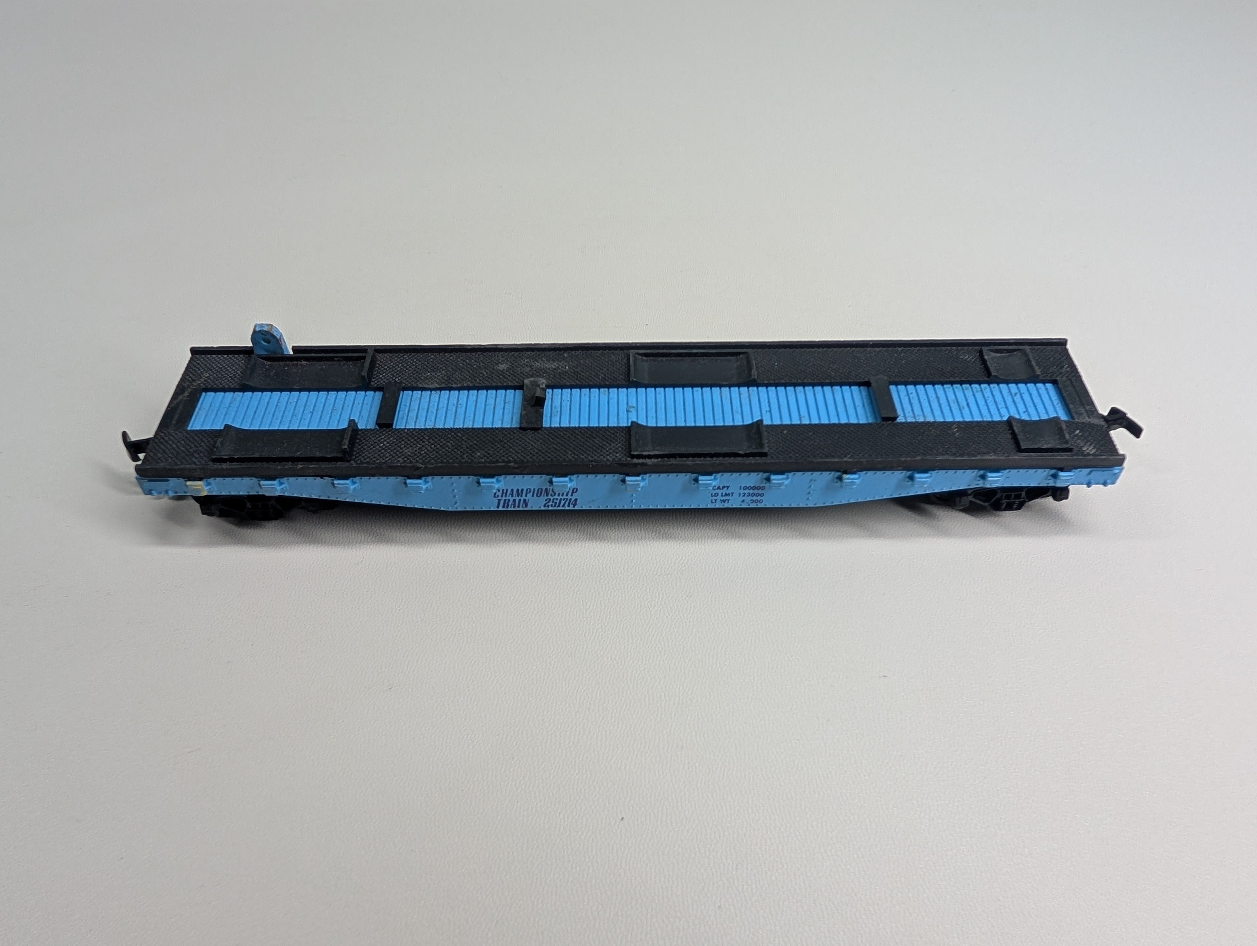 USED Cox HO Scale Flat Car Championship Train #251714