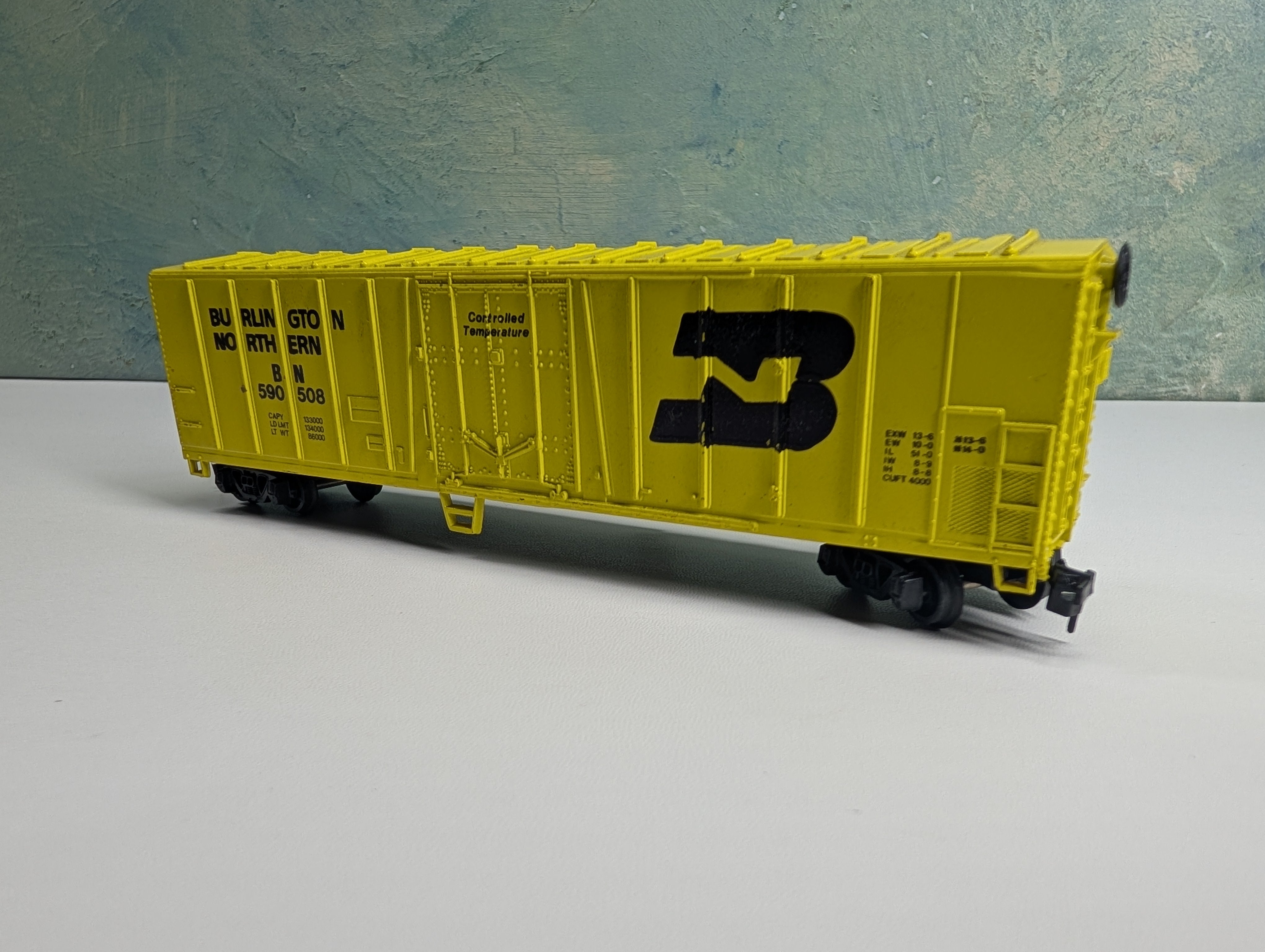 USED HO Scale 50' Box Car Burlington Northern BN #590508