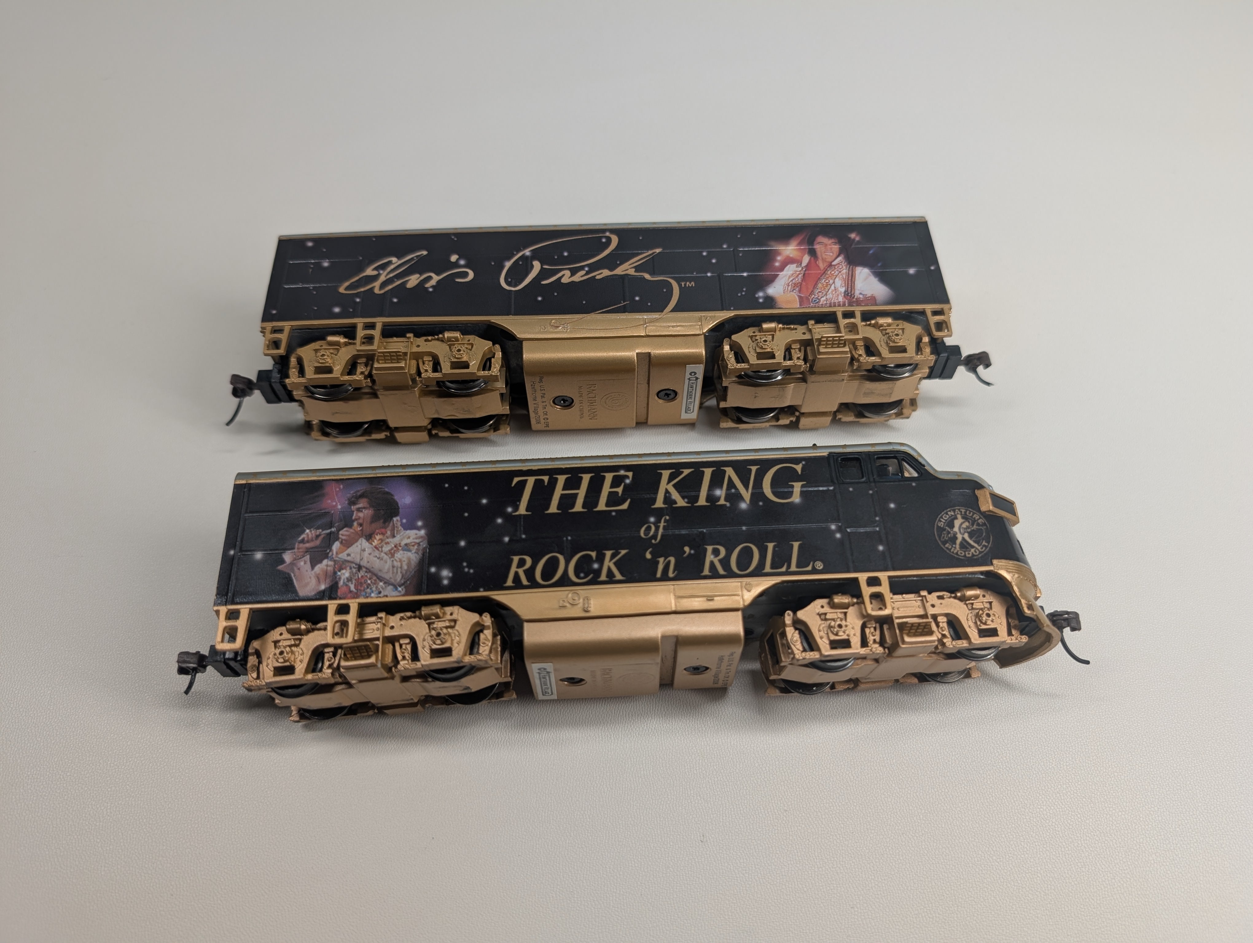 USED Bachmann HO Scale Elvis Presley The King of Rock N Roll A & B Diesel Locomotives Tested!