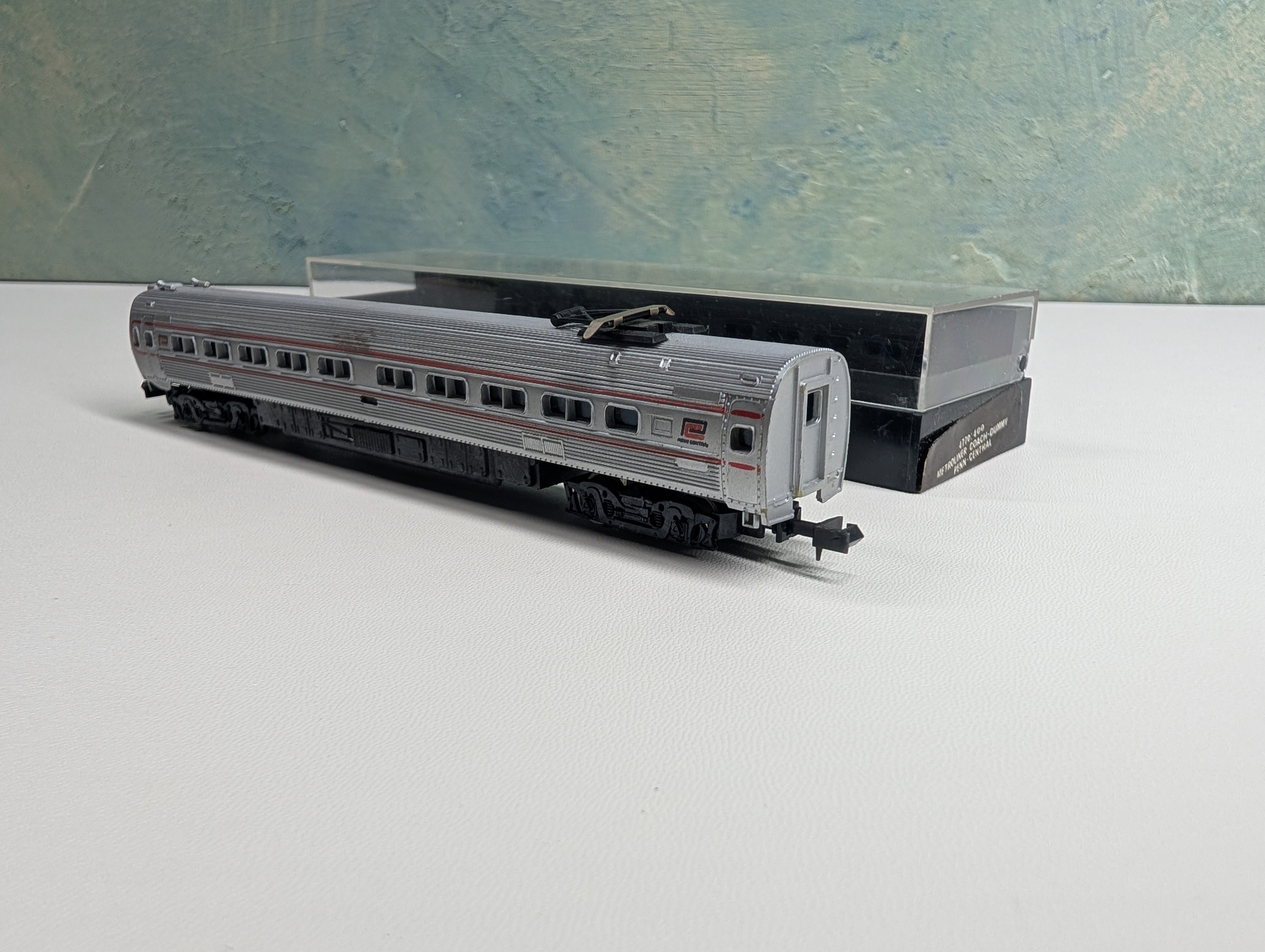 USED Bachmann N Scale Metroliner Coach Dummy Penn Central #803