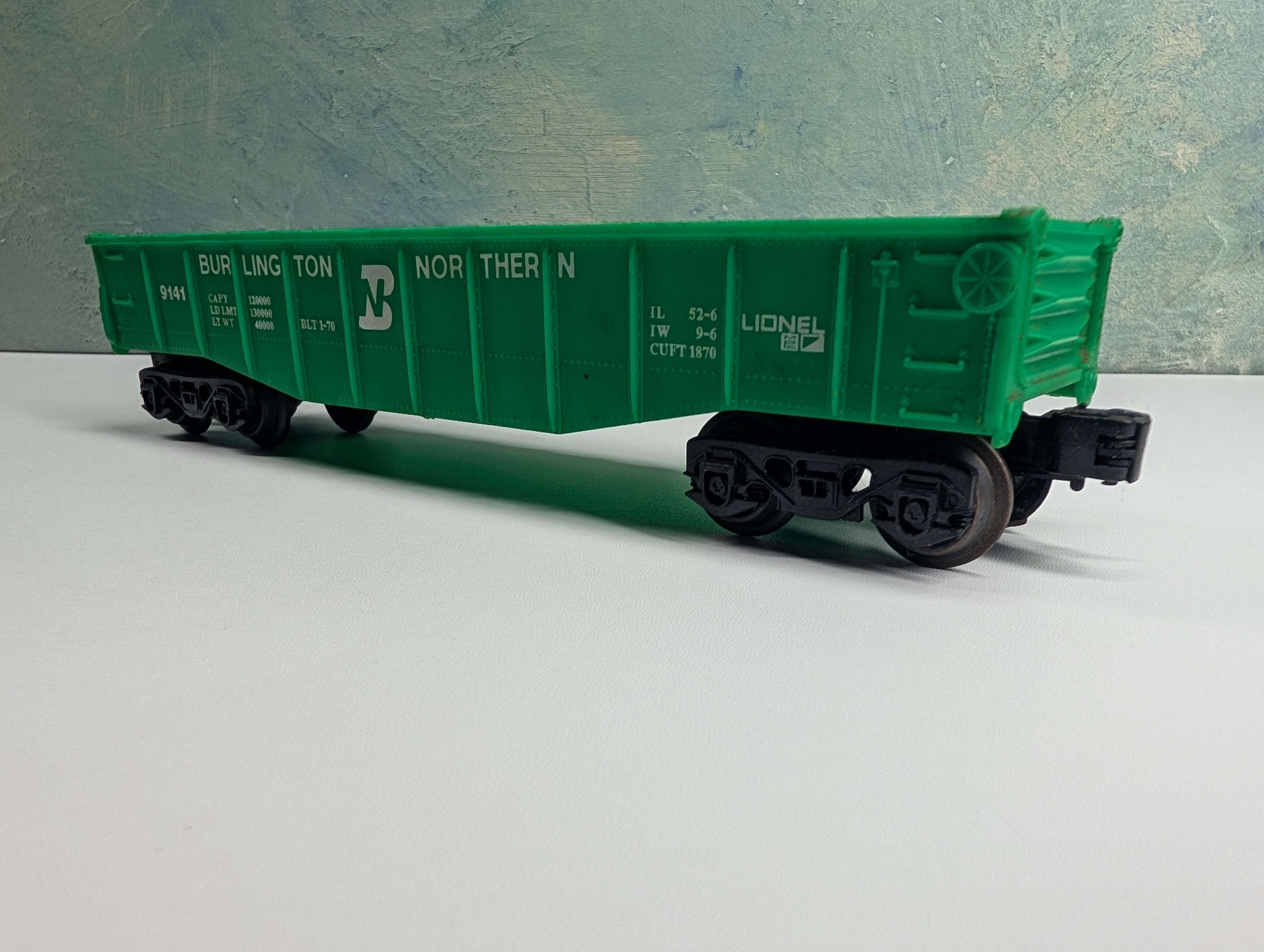 USED Lionel O Gondola Burlington Northern BN #9141