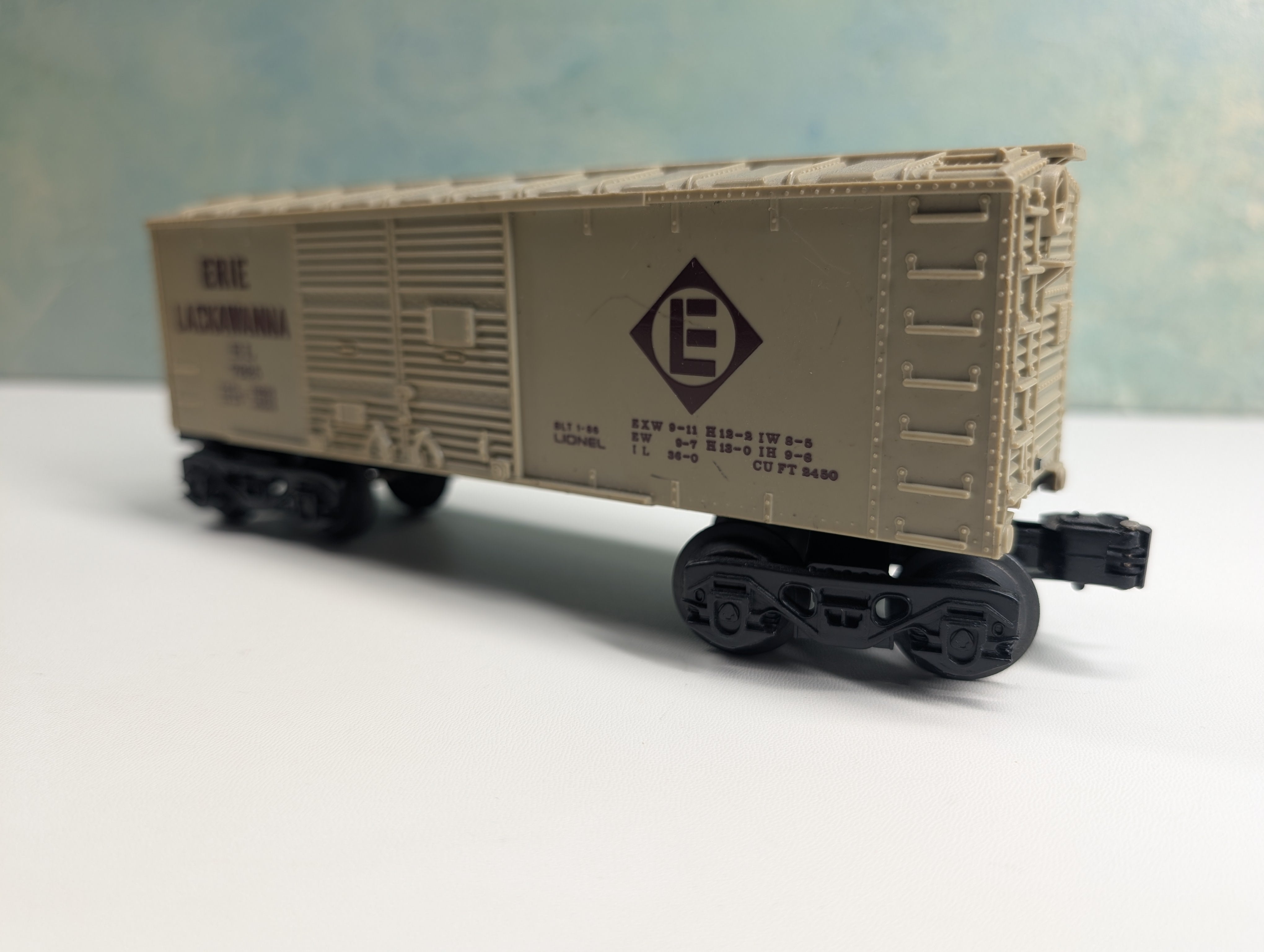 USED Lionel O Box Car Erie Lackawanna EL #7925
