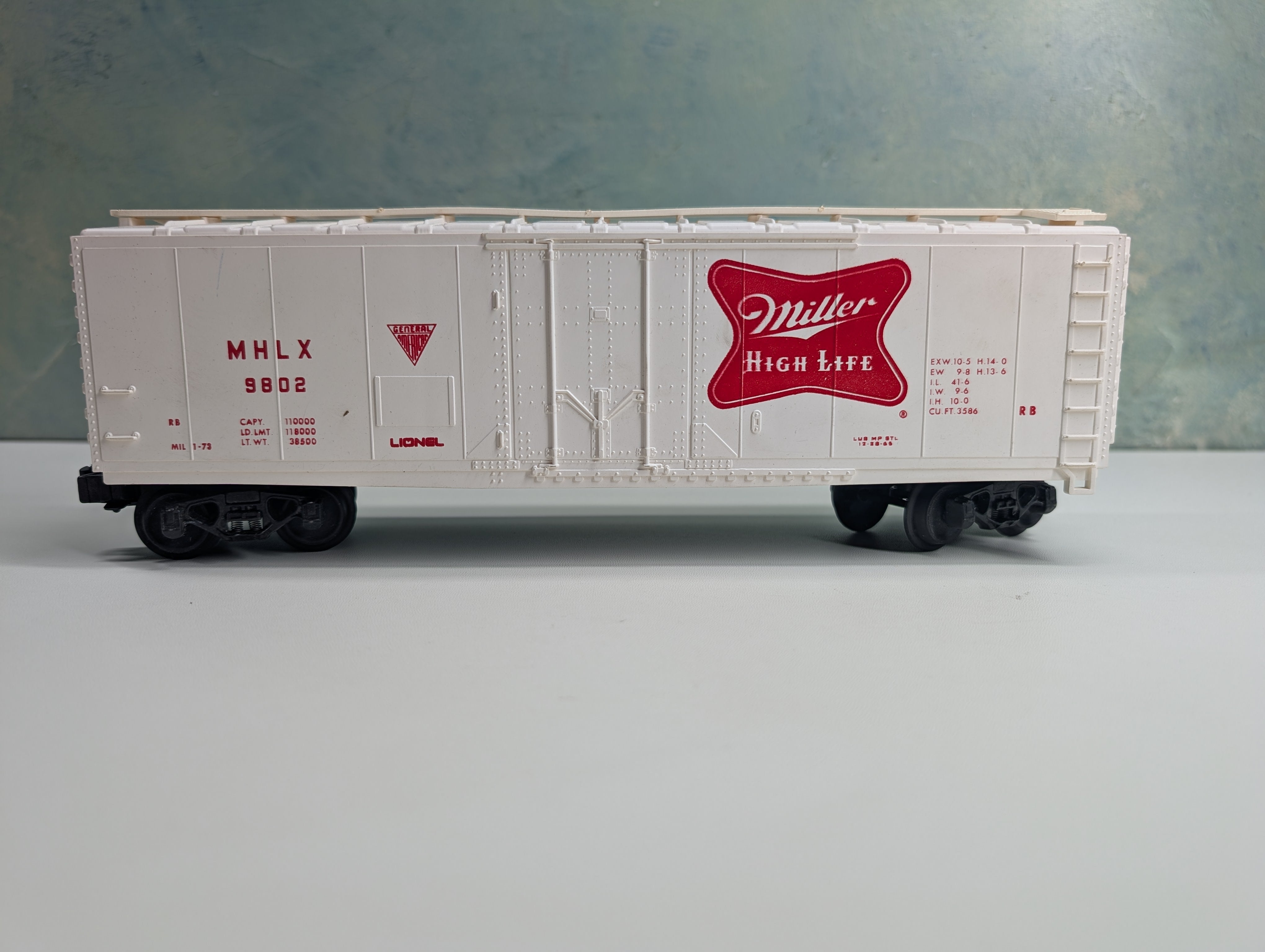 USED Lionel O Beer Car Miller High Life MHLX #9802
