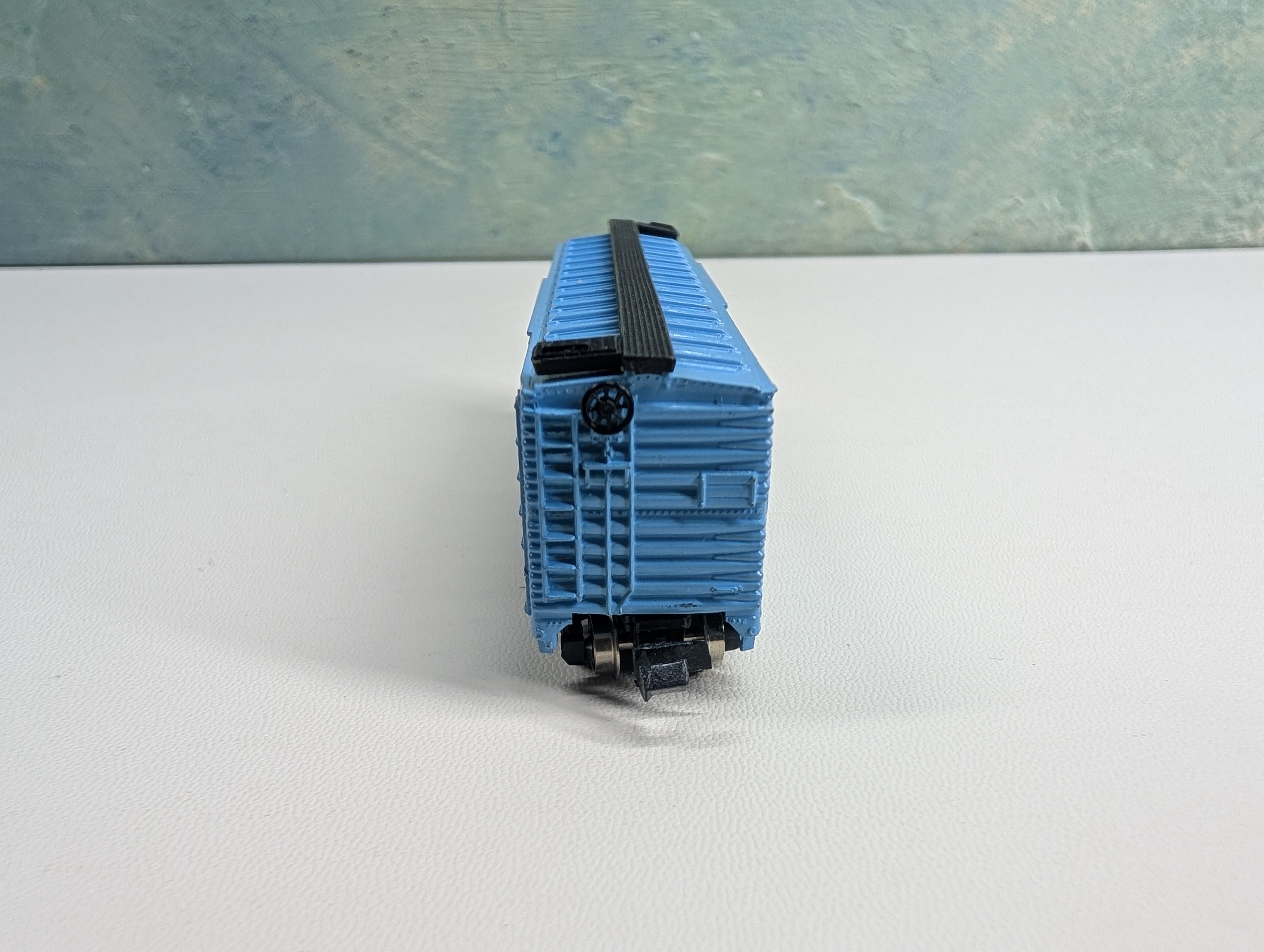 USED Bachmann N Scale 50' Box Car, Blue Syntex Anaprox