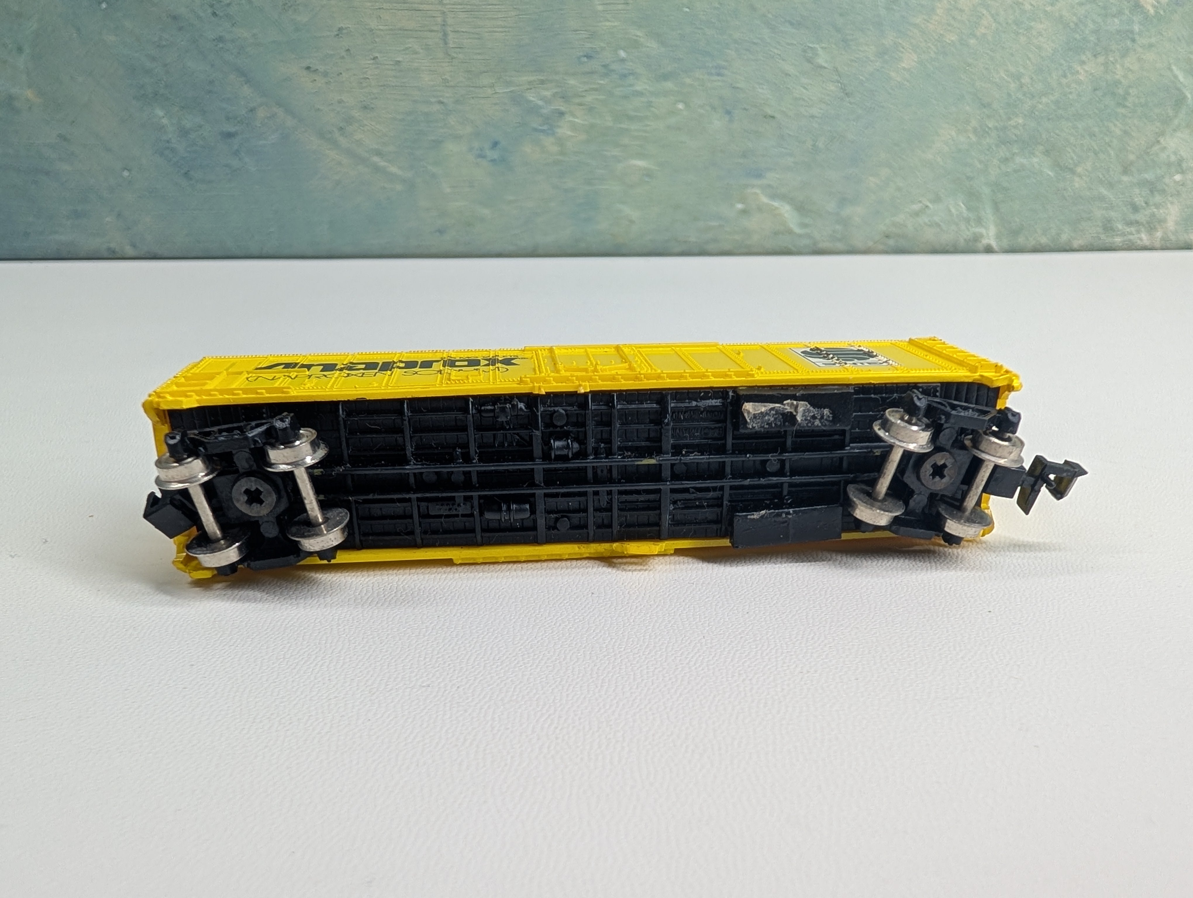 USED Bachmann N Scale 50' Box Car, Yellow Syntex Anaprox